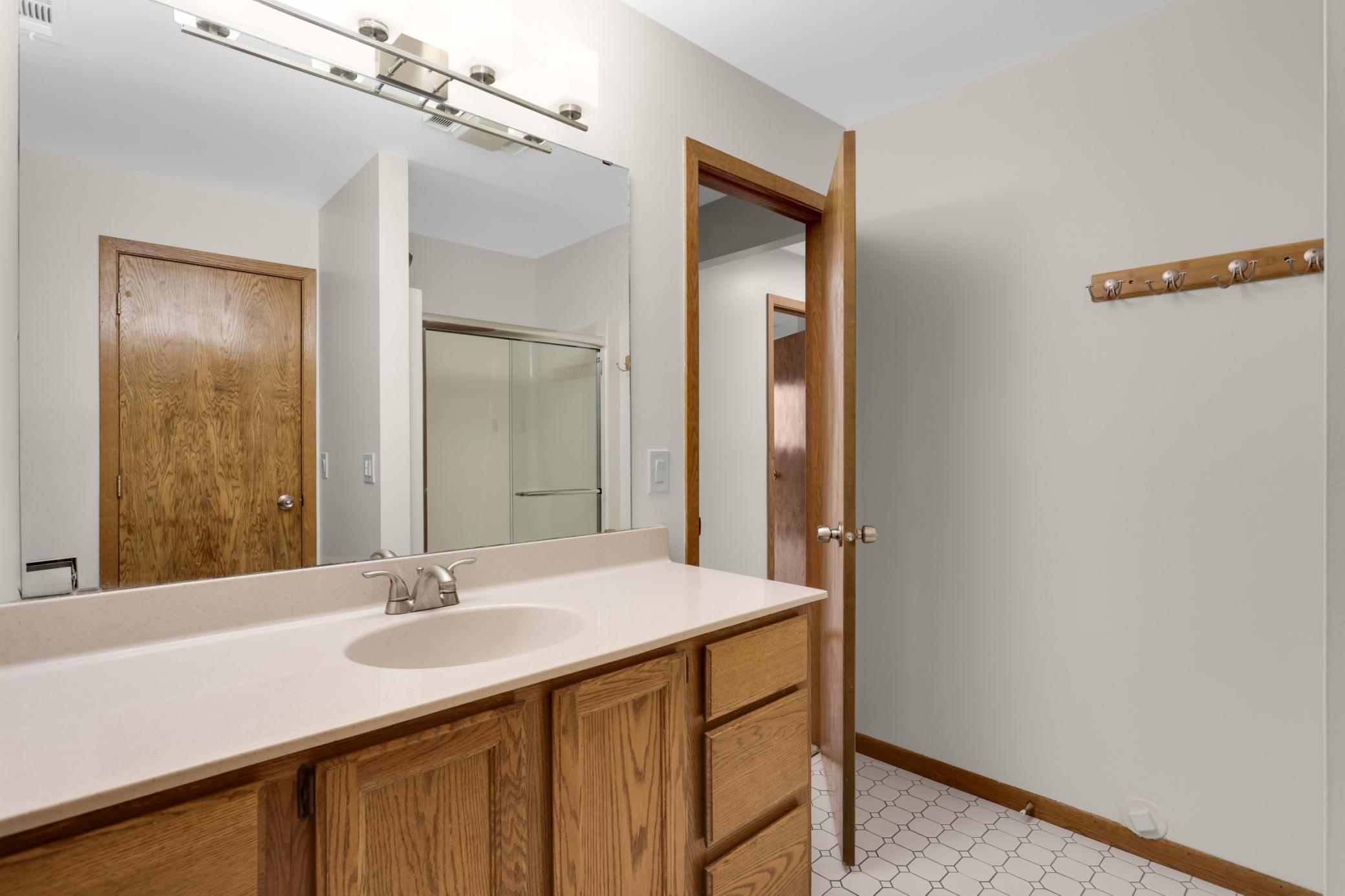 2064 Pin Oak Drive Property Photo 35