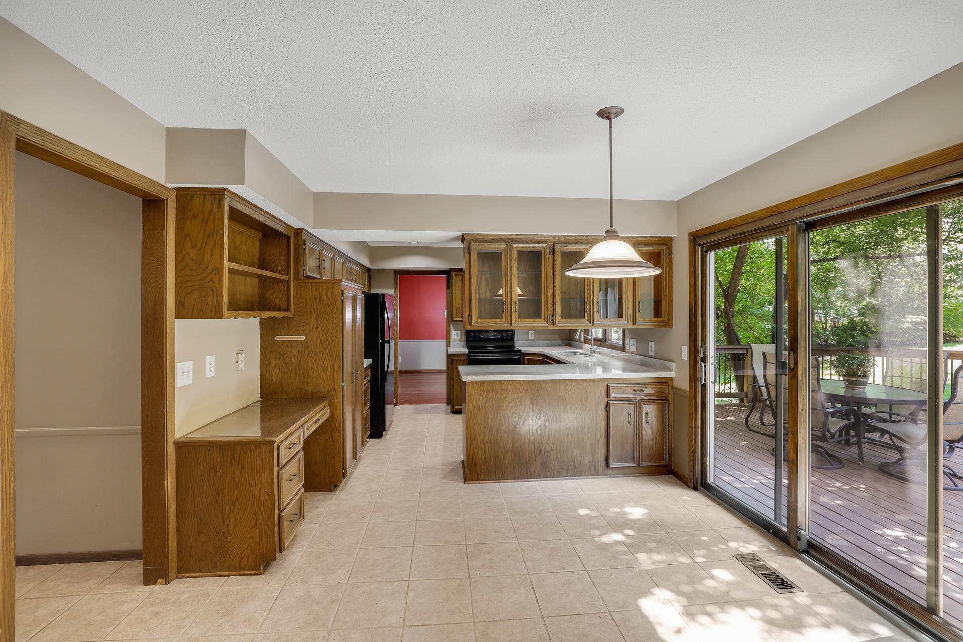 8359 Amsden Ridge Drive Property Photo 16