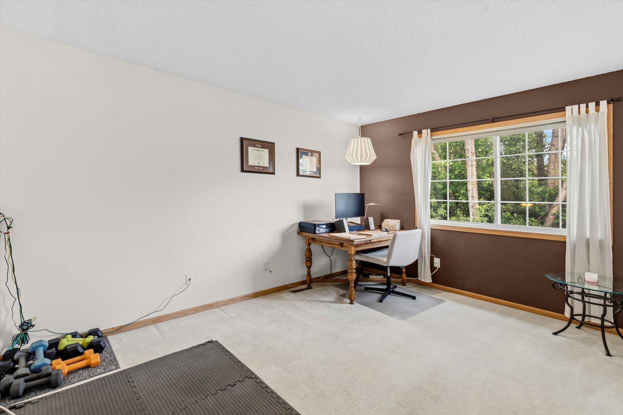 906 Village Parkway Property Photo 16