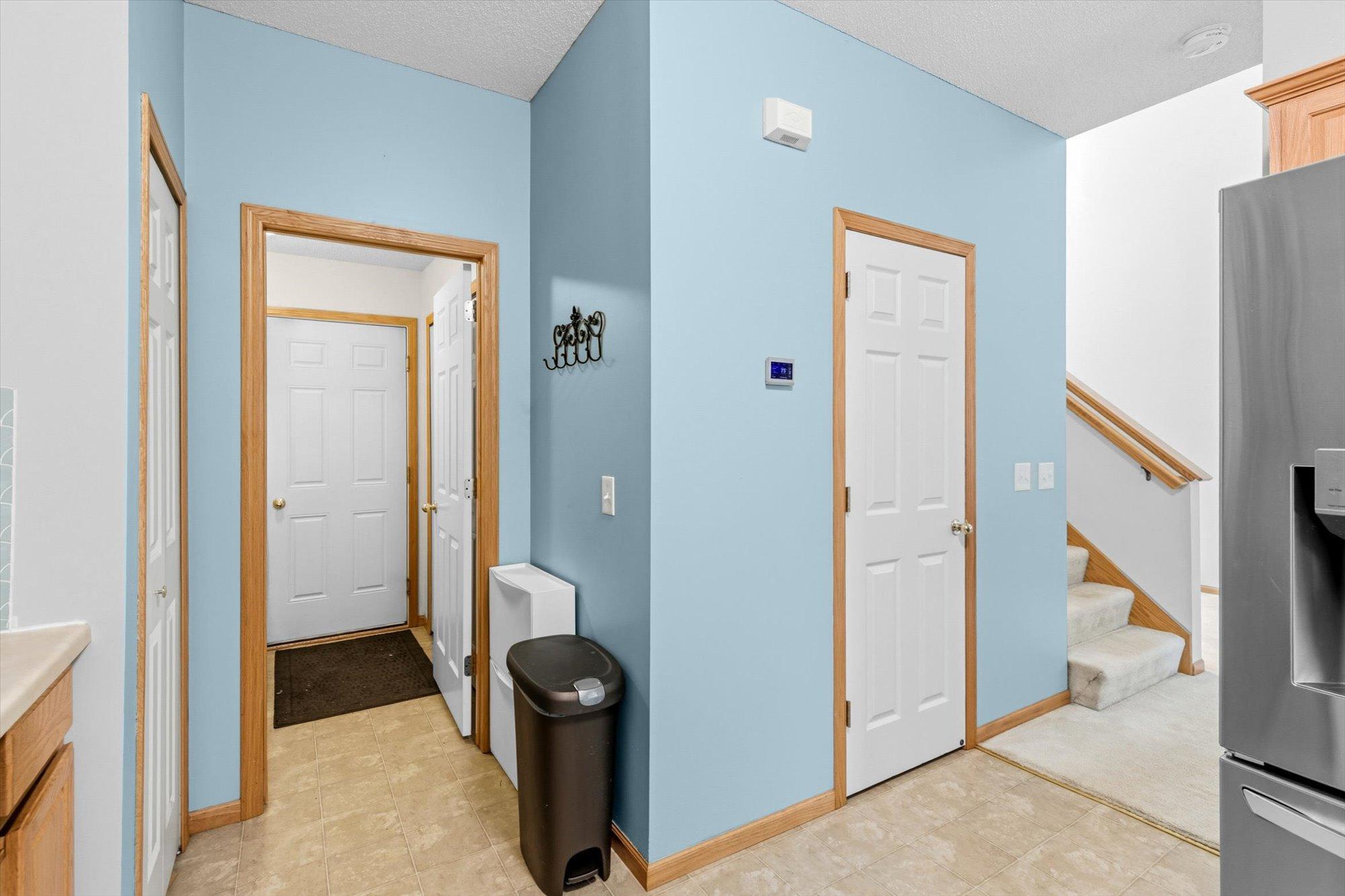 906 Village Parkway Property Photo 18