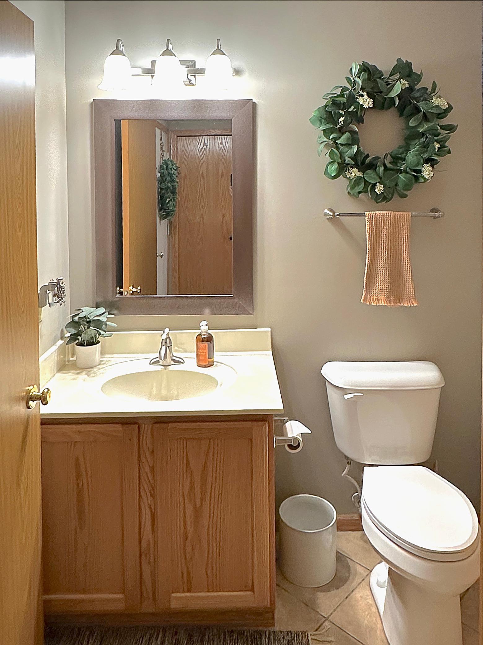 2352 Oakridge Circle Property Photo 11