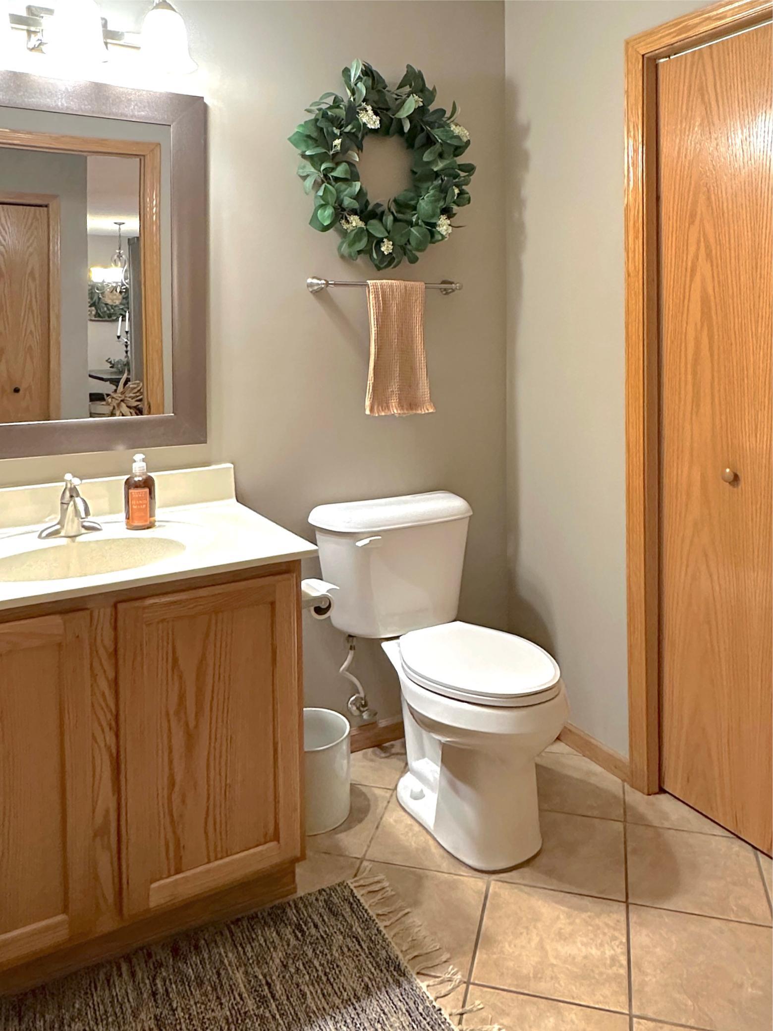 2352 Oakridge Circle Property Photo 12