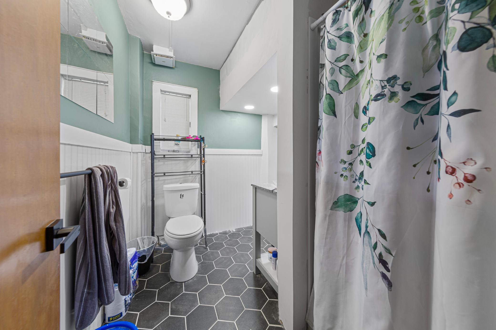 116 E Clinton Street Property Photo 15