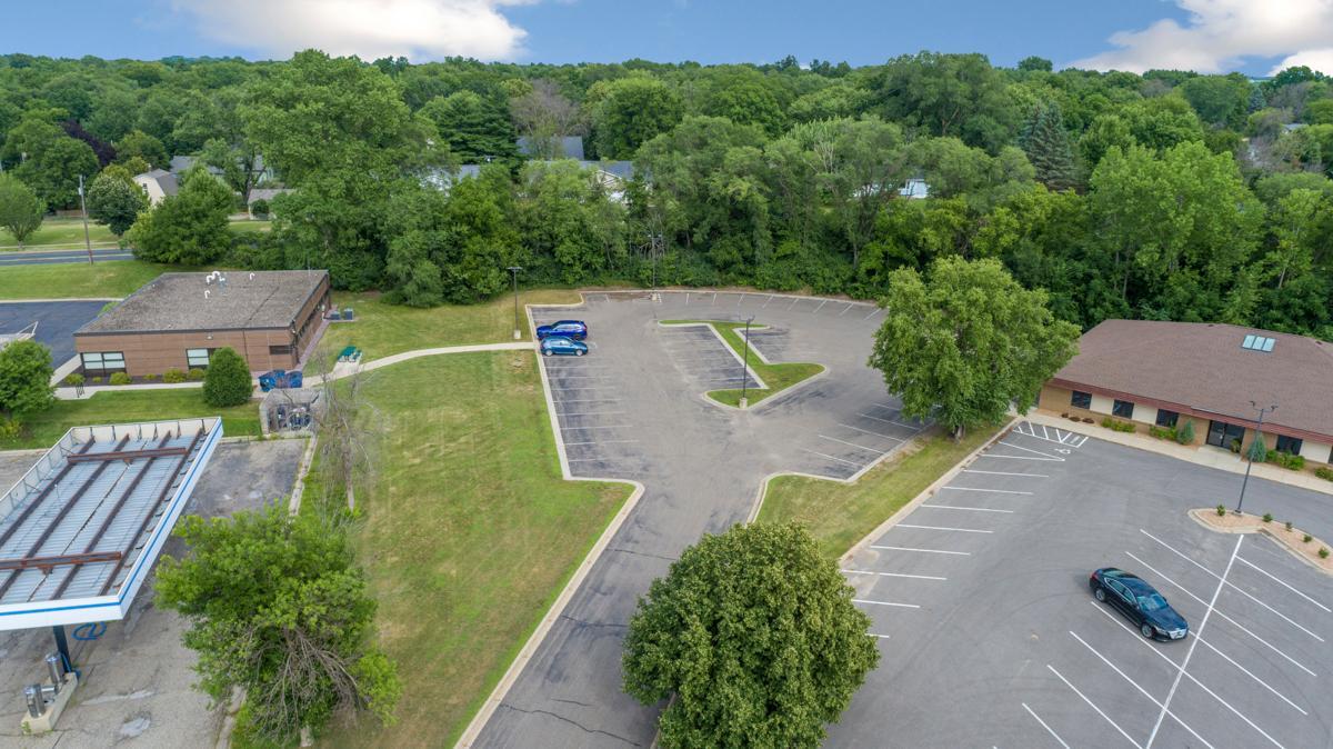 501 Professional Drive Property Photo 4