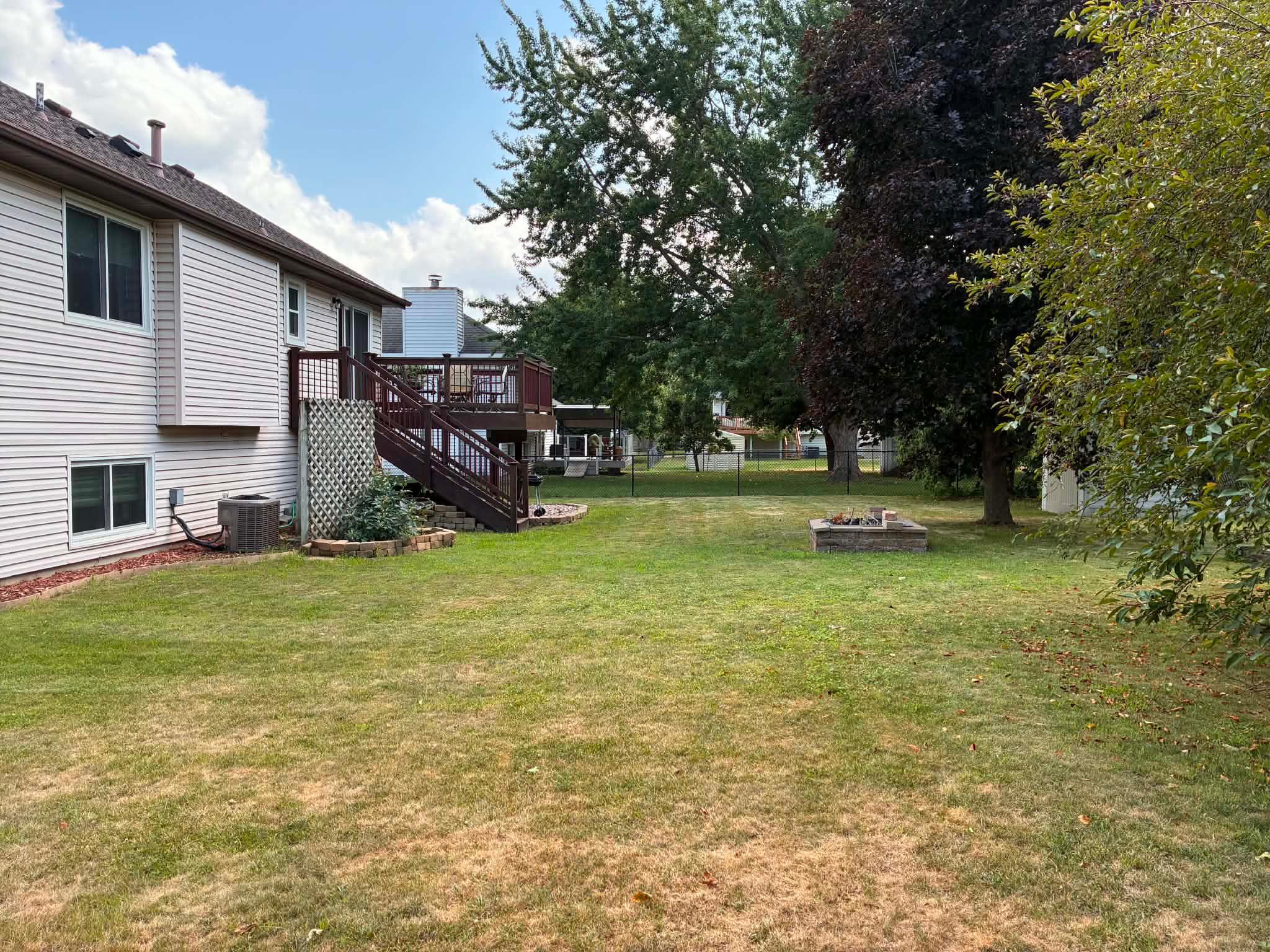 7040 Jensen Avenue S Property Photo 10
