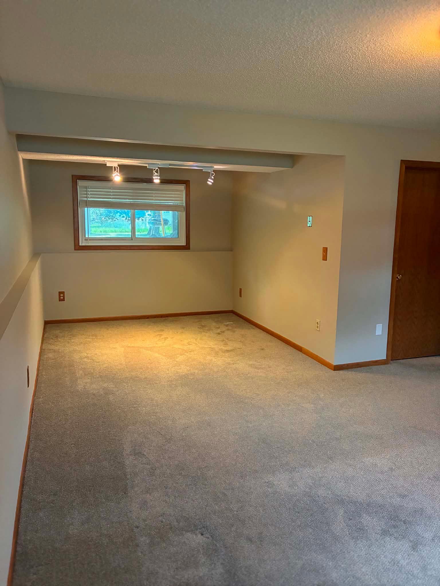 7040 Jensen Avenue S Property Photo 23