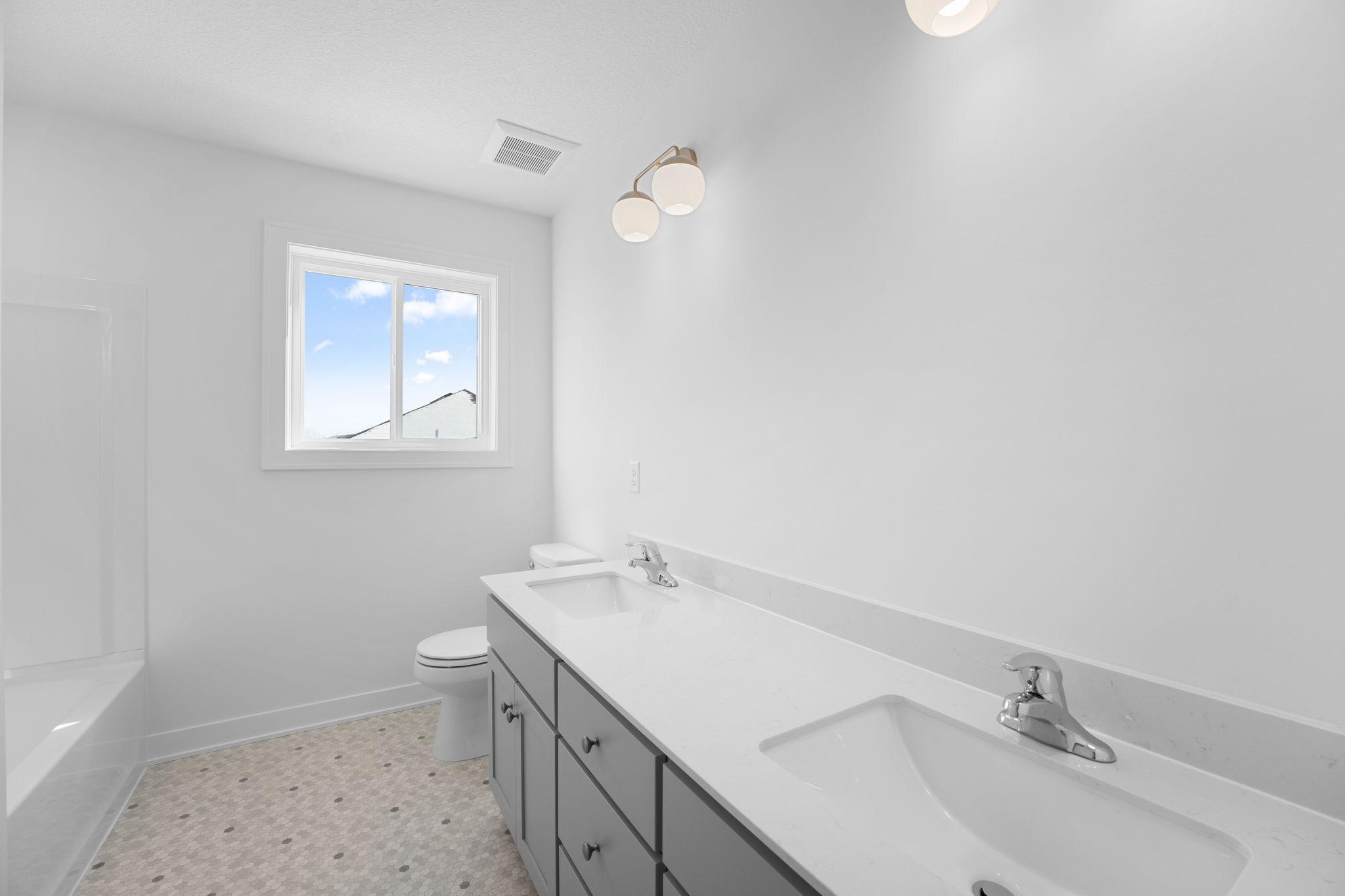 7577 22nd Avenue E Property Photo 10