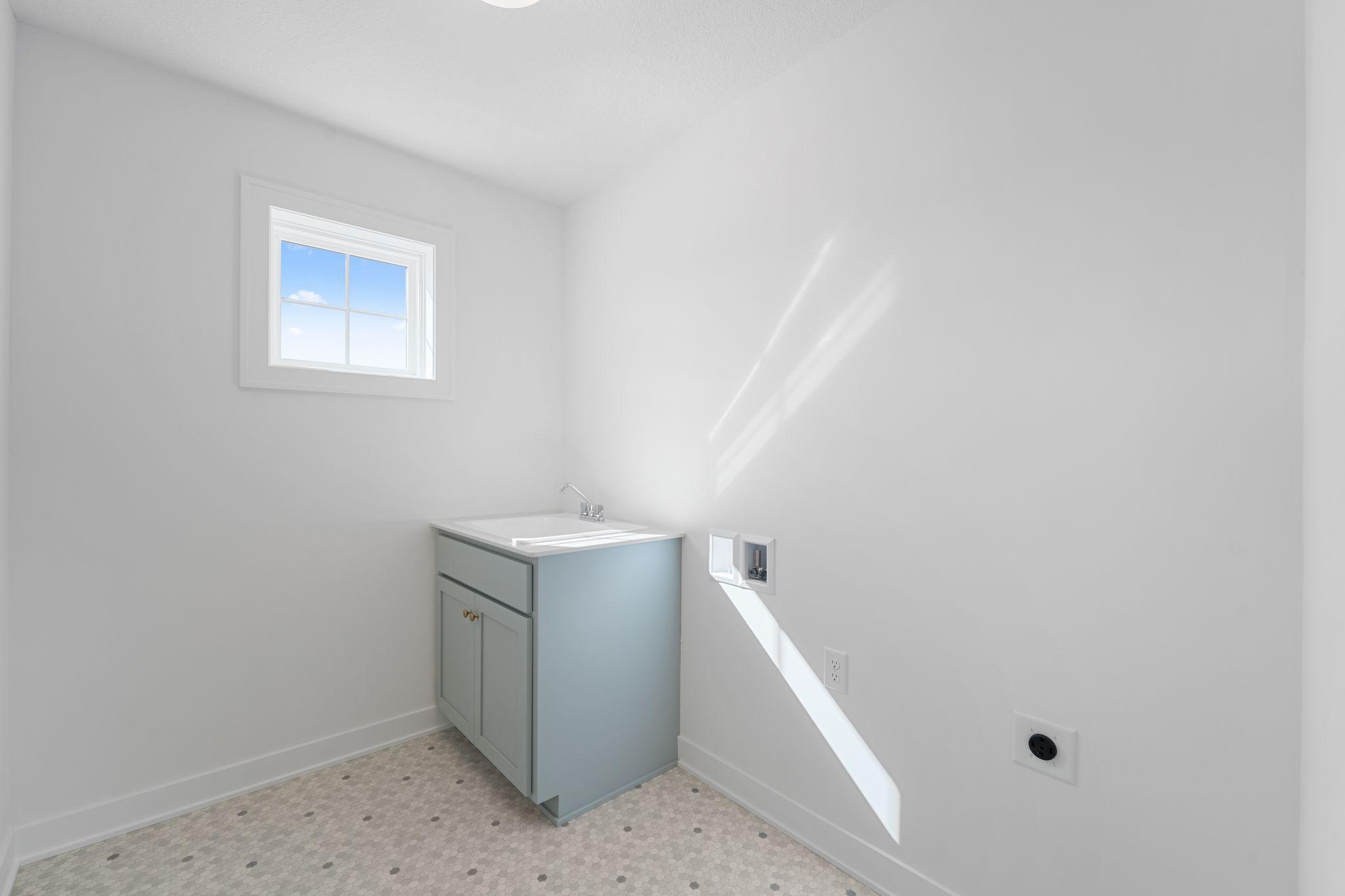 7577 22nd Avenue E Property Photo 12