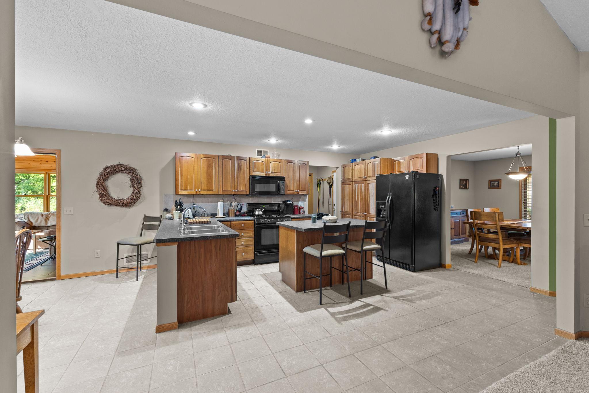 7995 Trappers Turn Property Photo 19