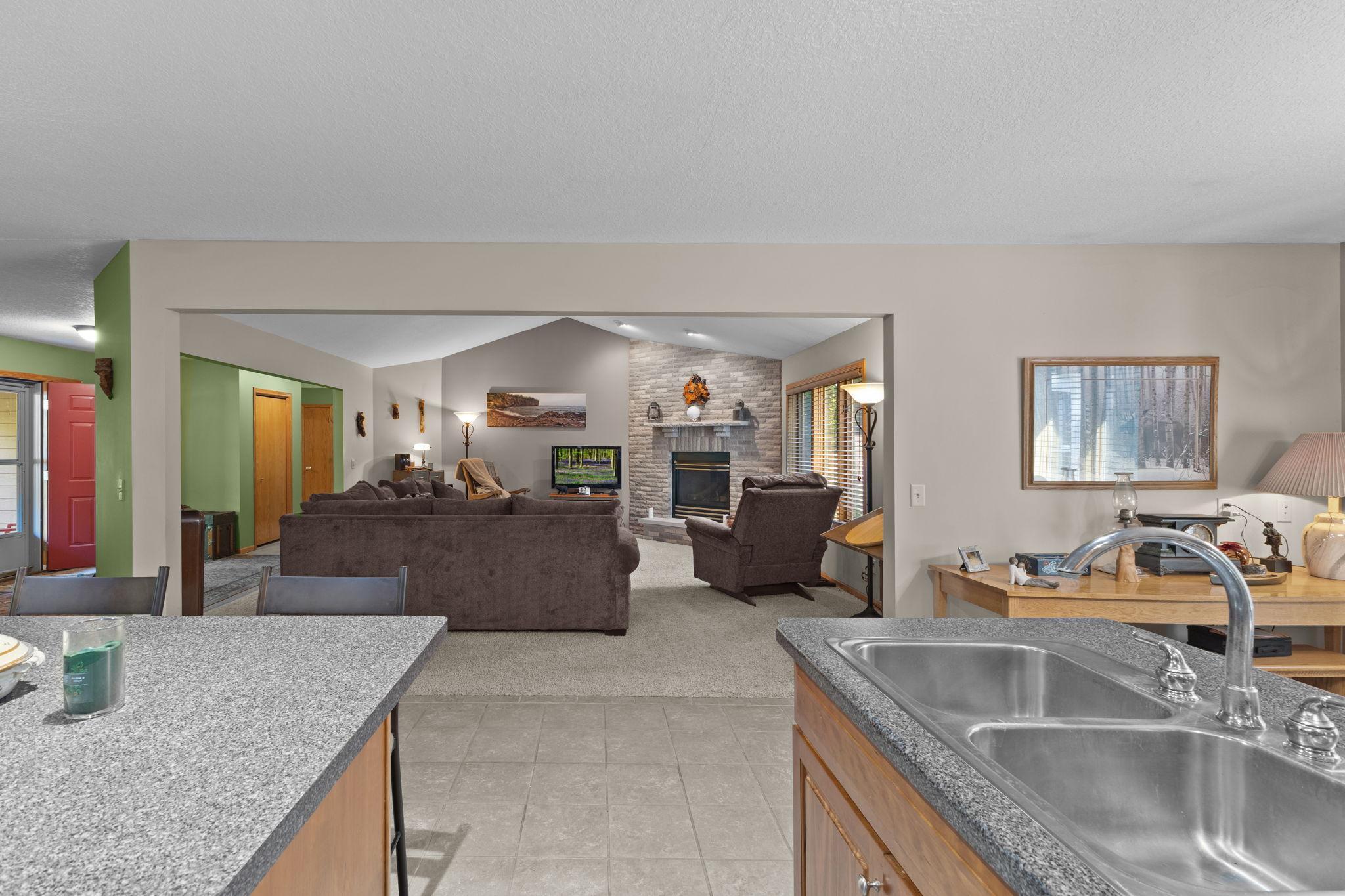 7995 Trappers Turn Property Photo 26