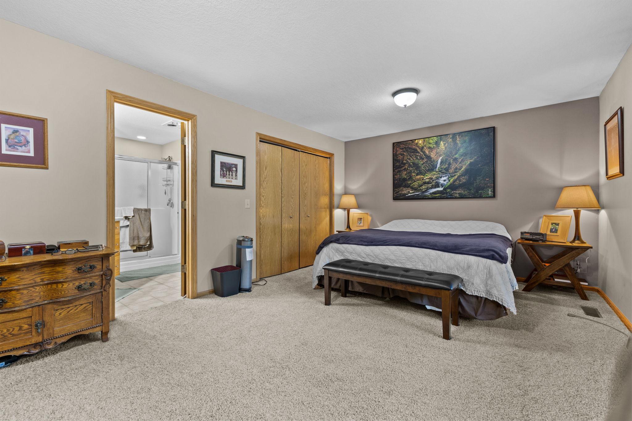 7995 Trappers Turn Property Photo 33