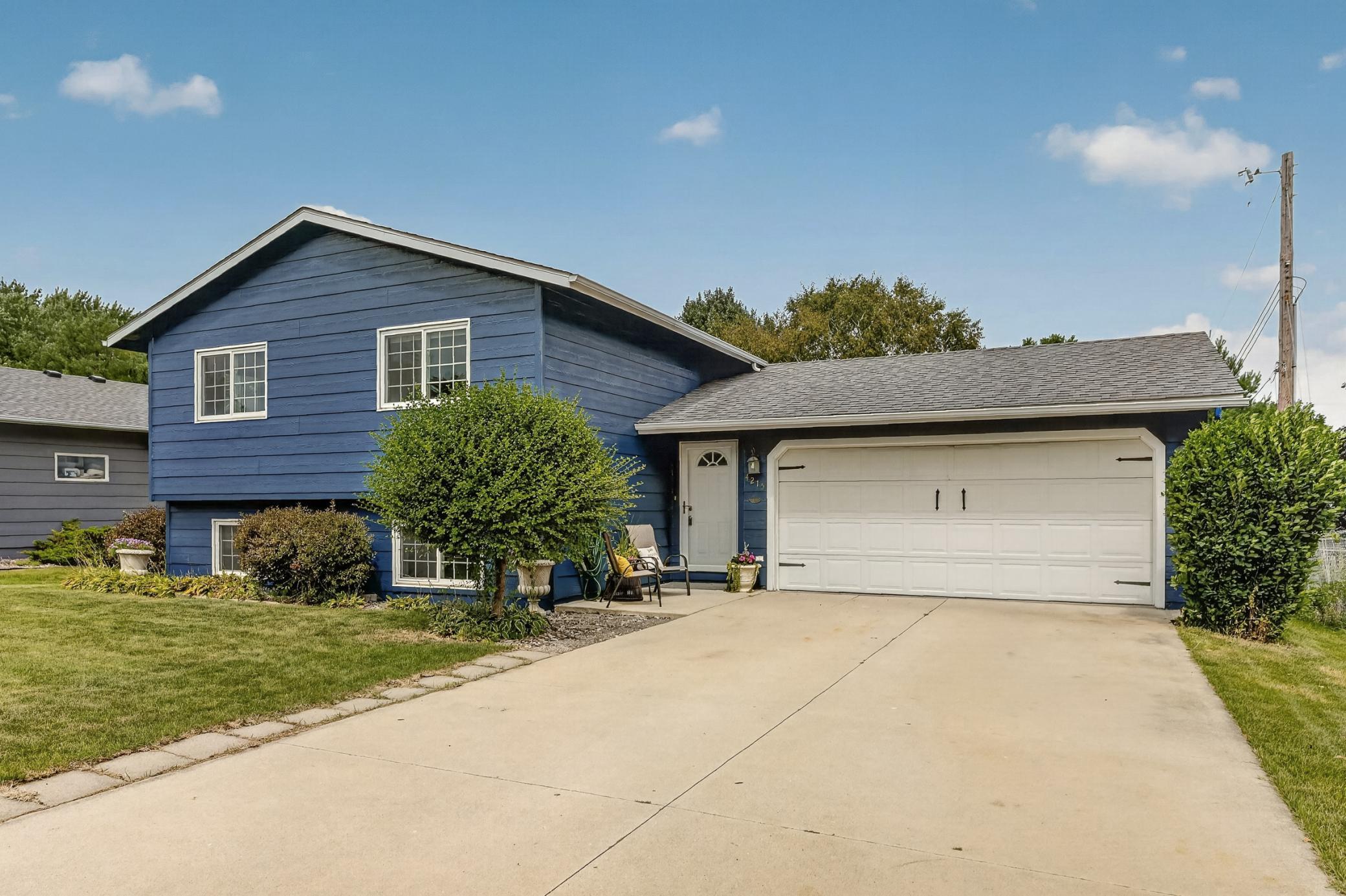 4215 4th Place Nw Property Photo 1