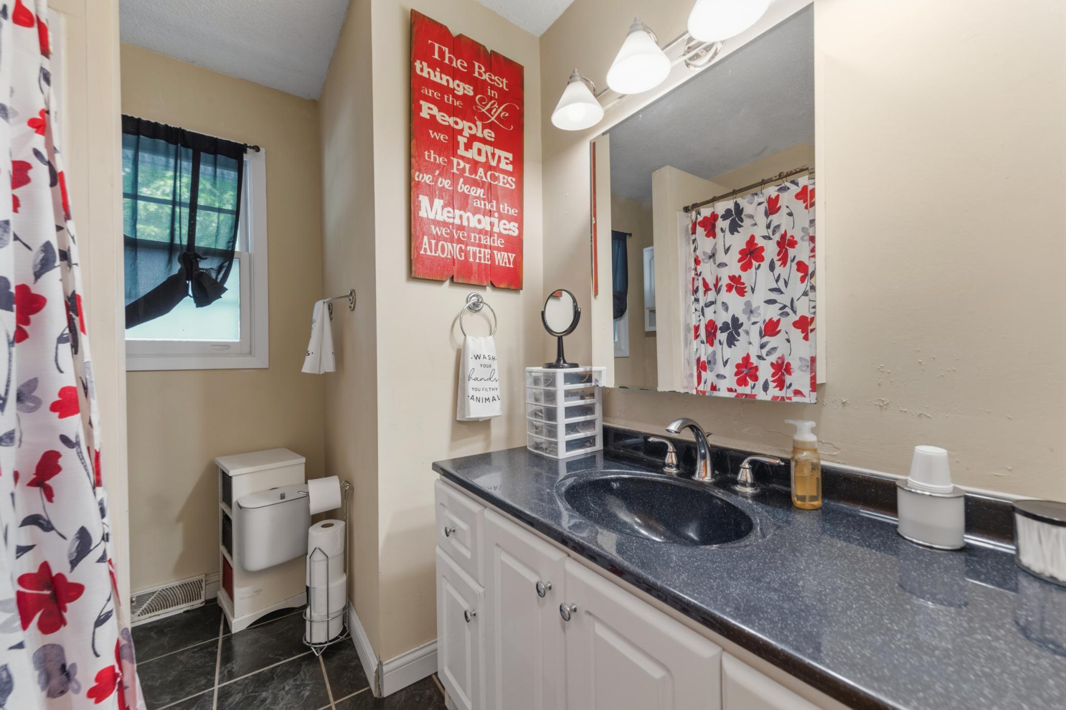 1401 Summer Lane Property Photo 14