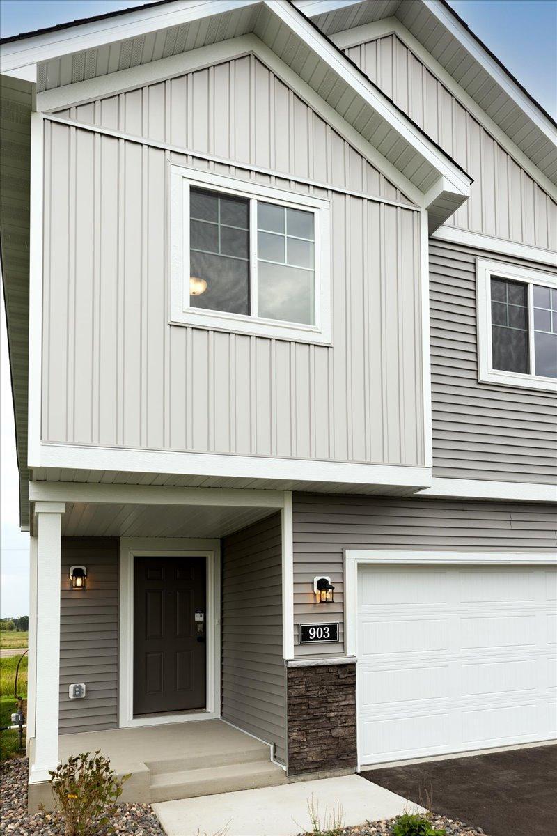 903 Misty Meadow Boulevard Property Photo 4