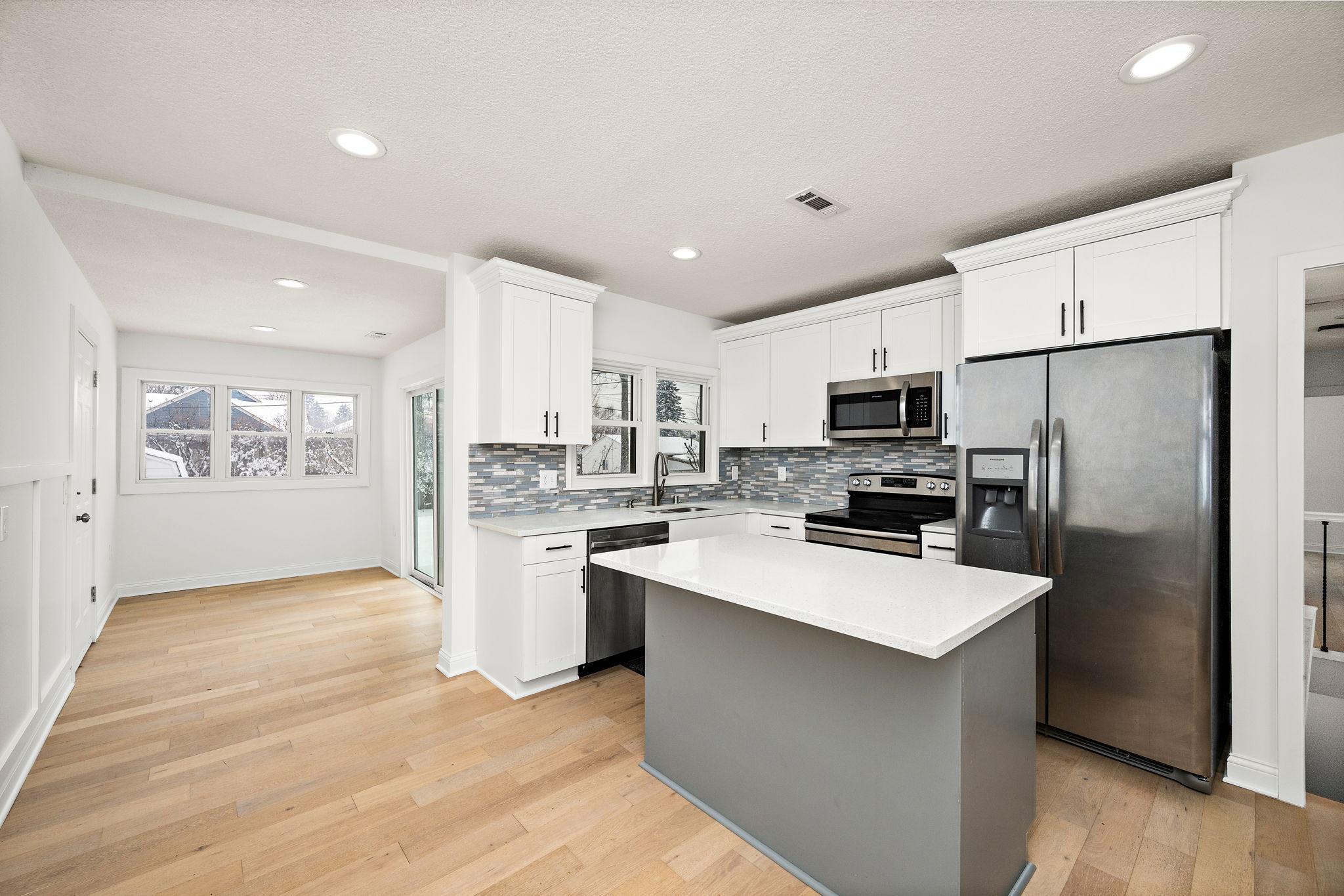 1756 Saunders Avenue Property Photo 7