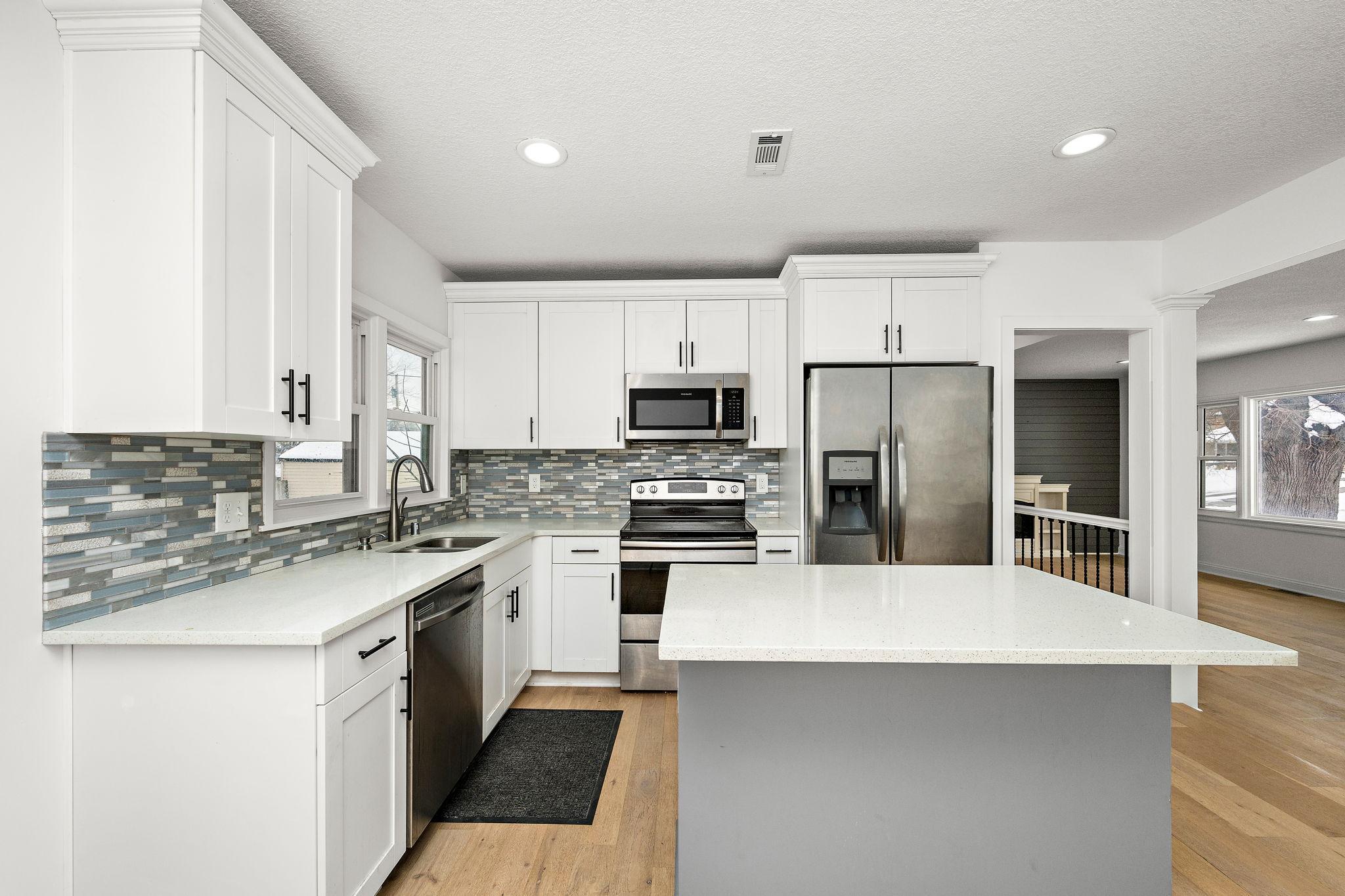 1756 Saunders Avenue Property Photo 10