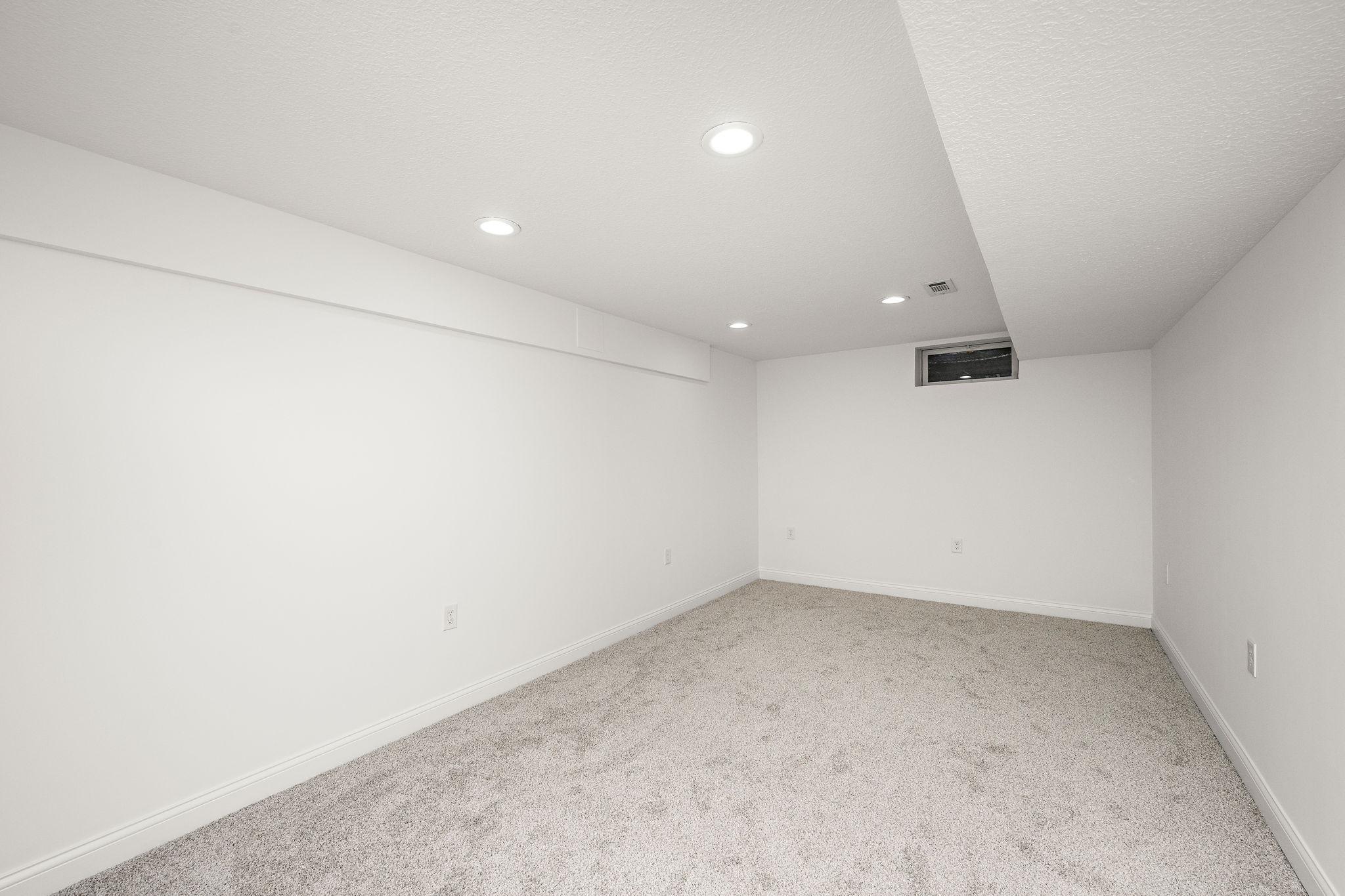 1756 Saunders Avenue Property Photo 19