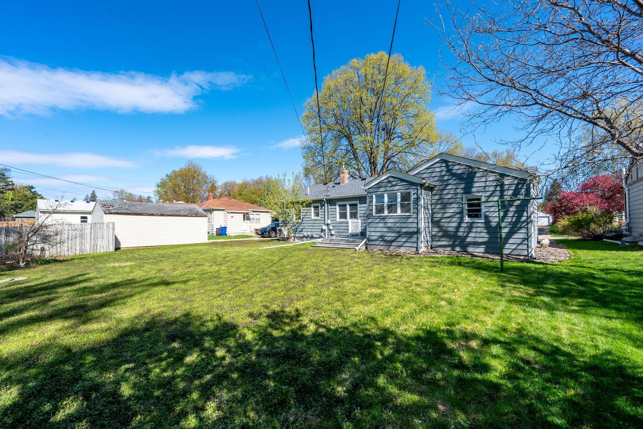 1756 Saunders Avenue Property Photo 27