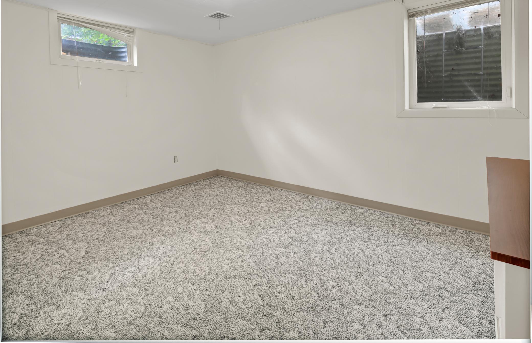 1000 24th Avenue N Property Photo 13