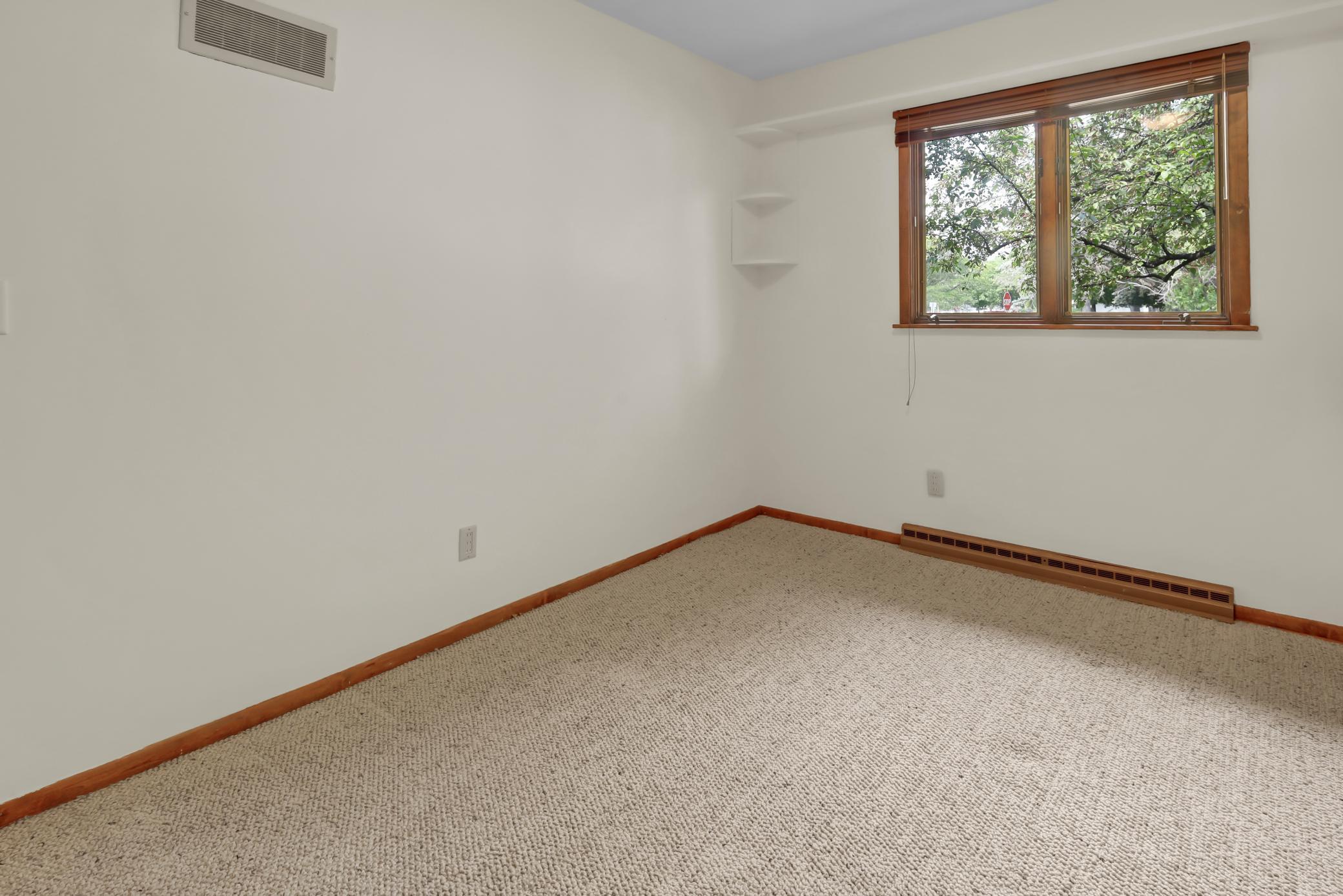 1000 24th Avenue N Property Photo 20