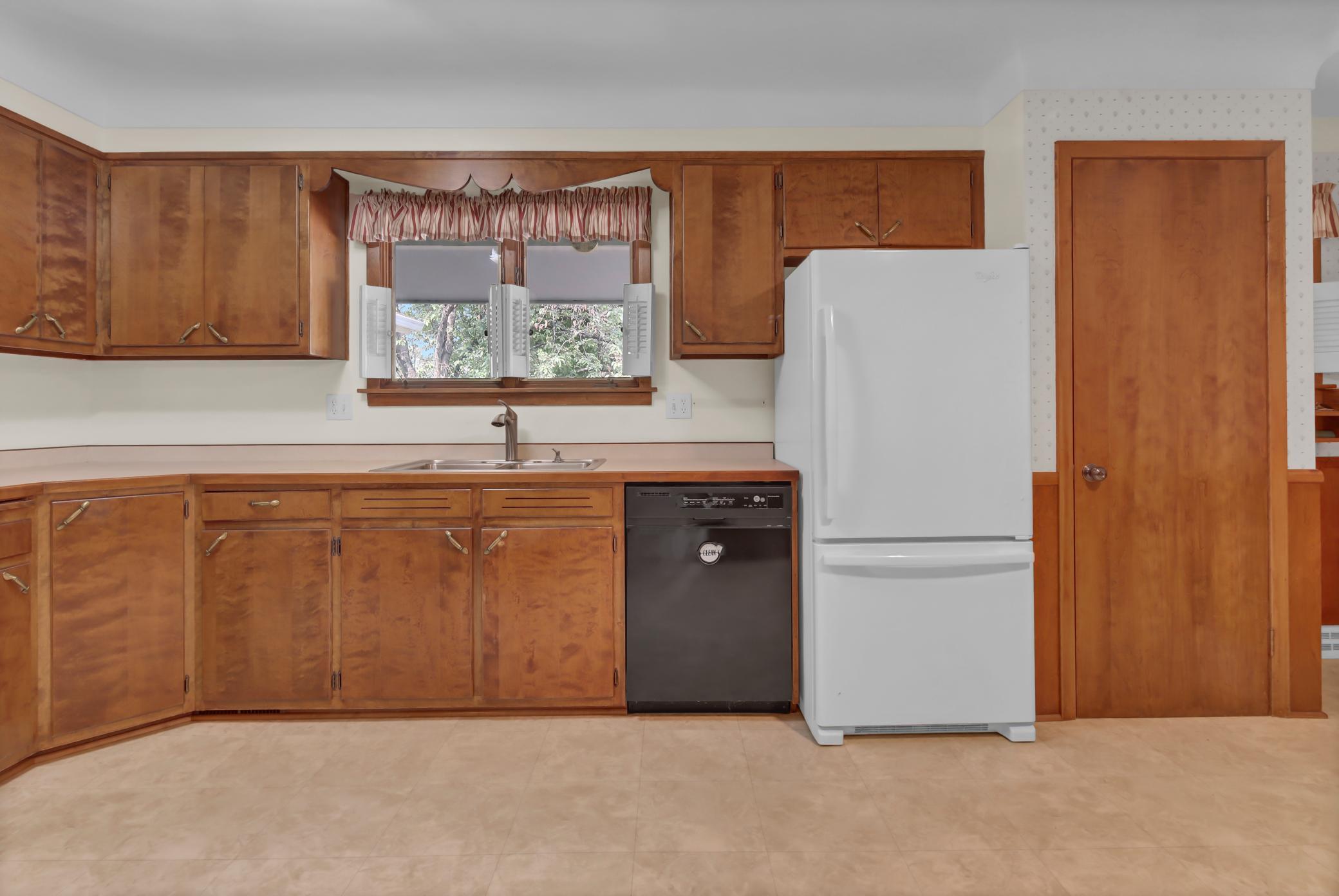 1000 24th Avenue N Property Photo 35