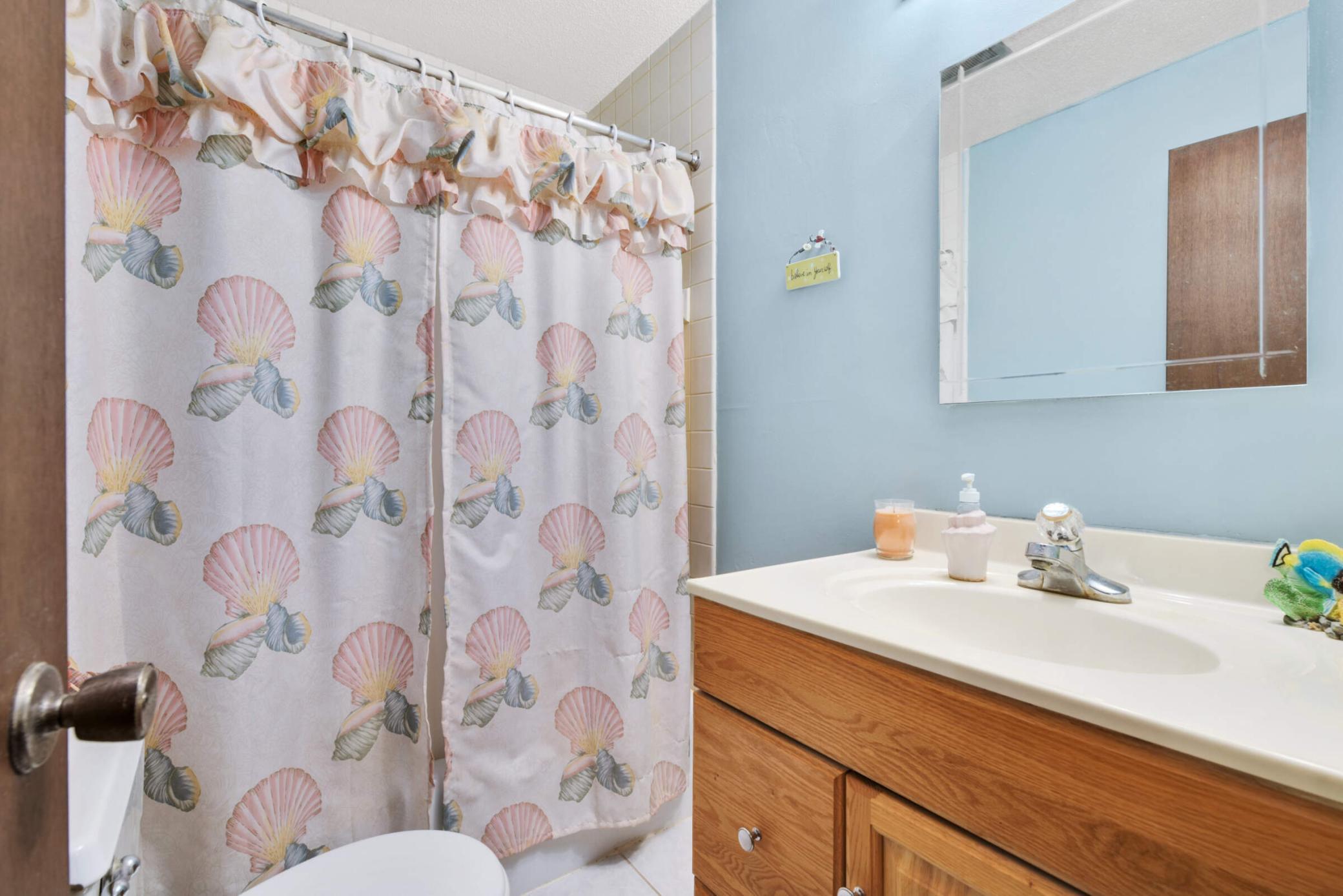 4201 Lakeside Avenue N 113 Property Photo 19