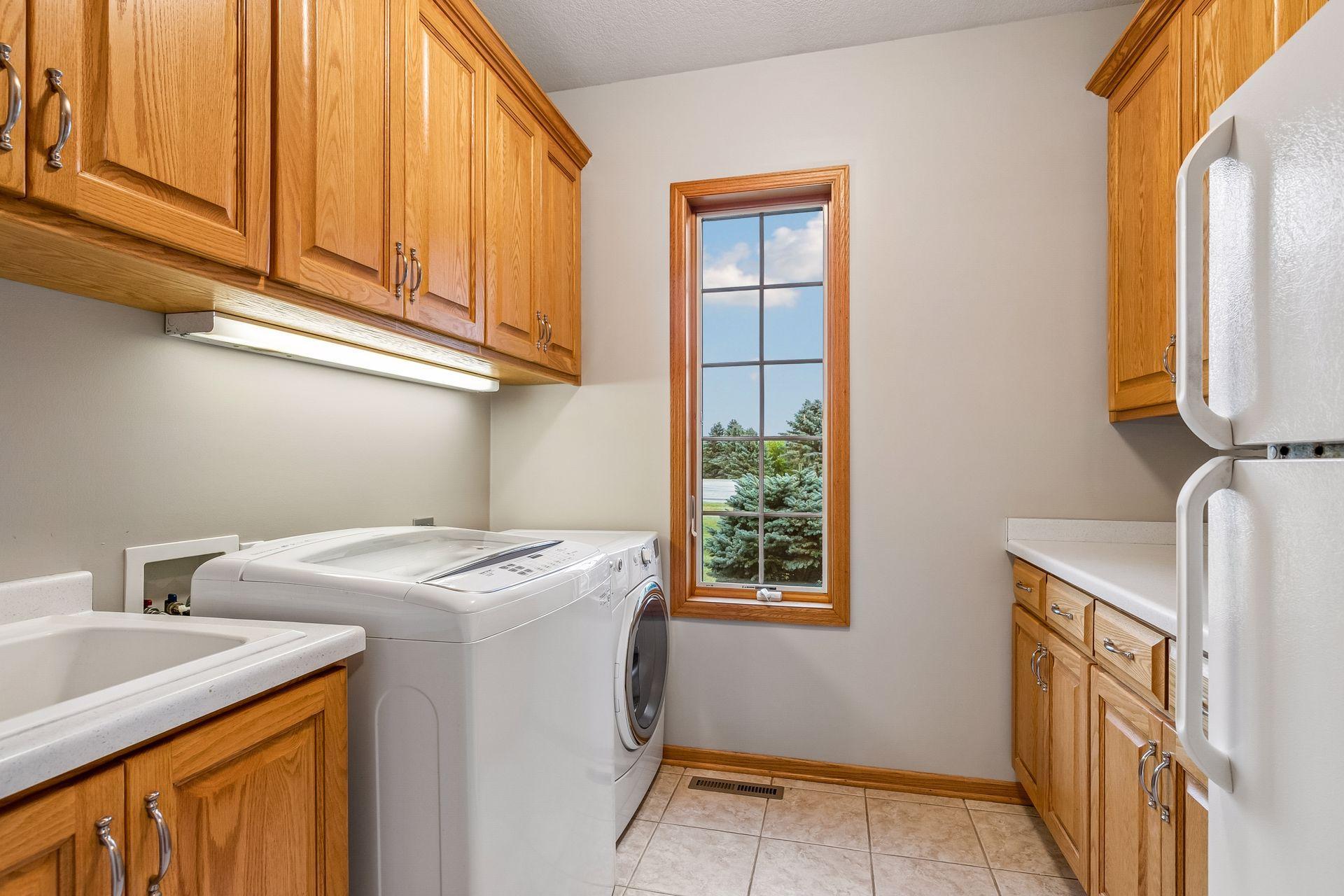 1057 Ridge Crest Lane Nw Property Photo 33