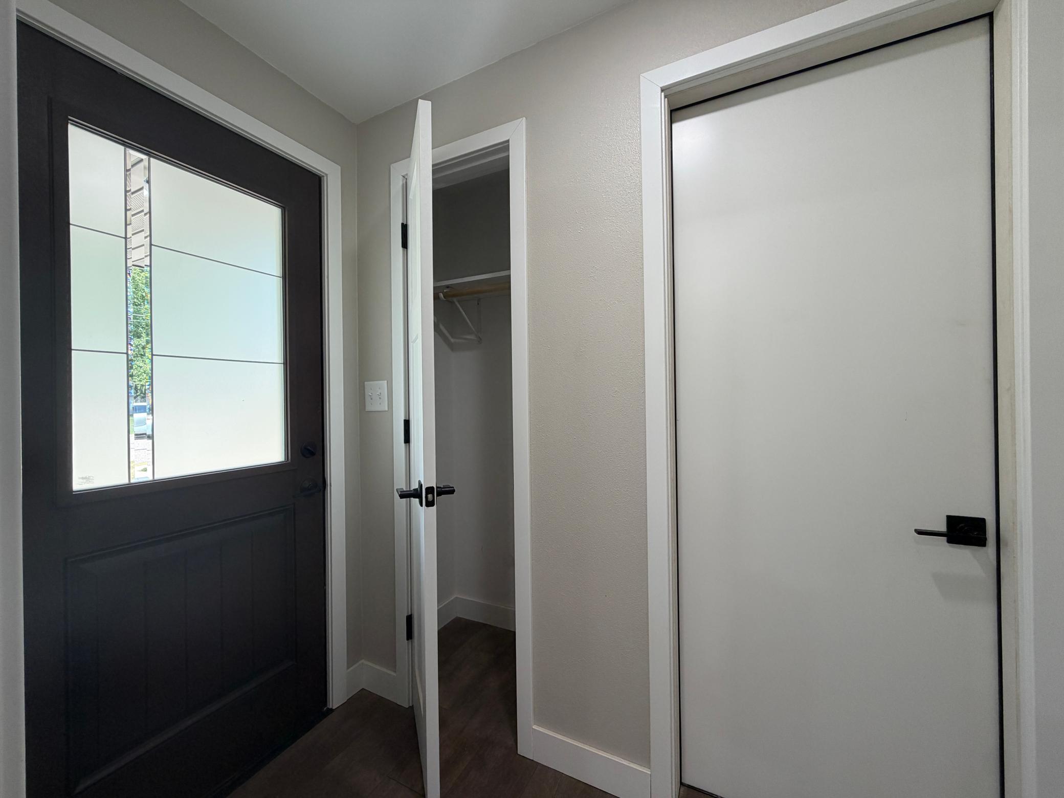 431 8th Street W Property Photo 13