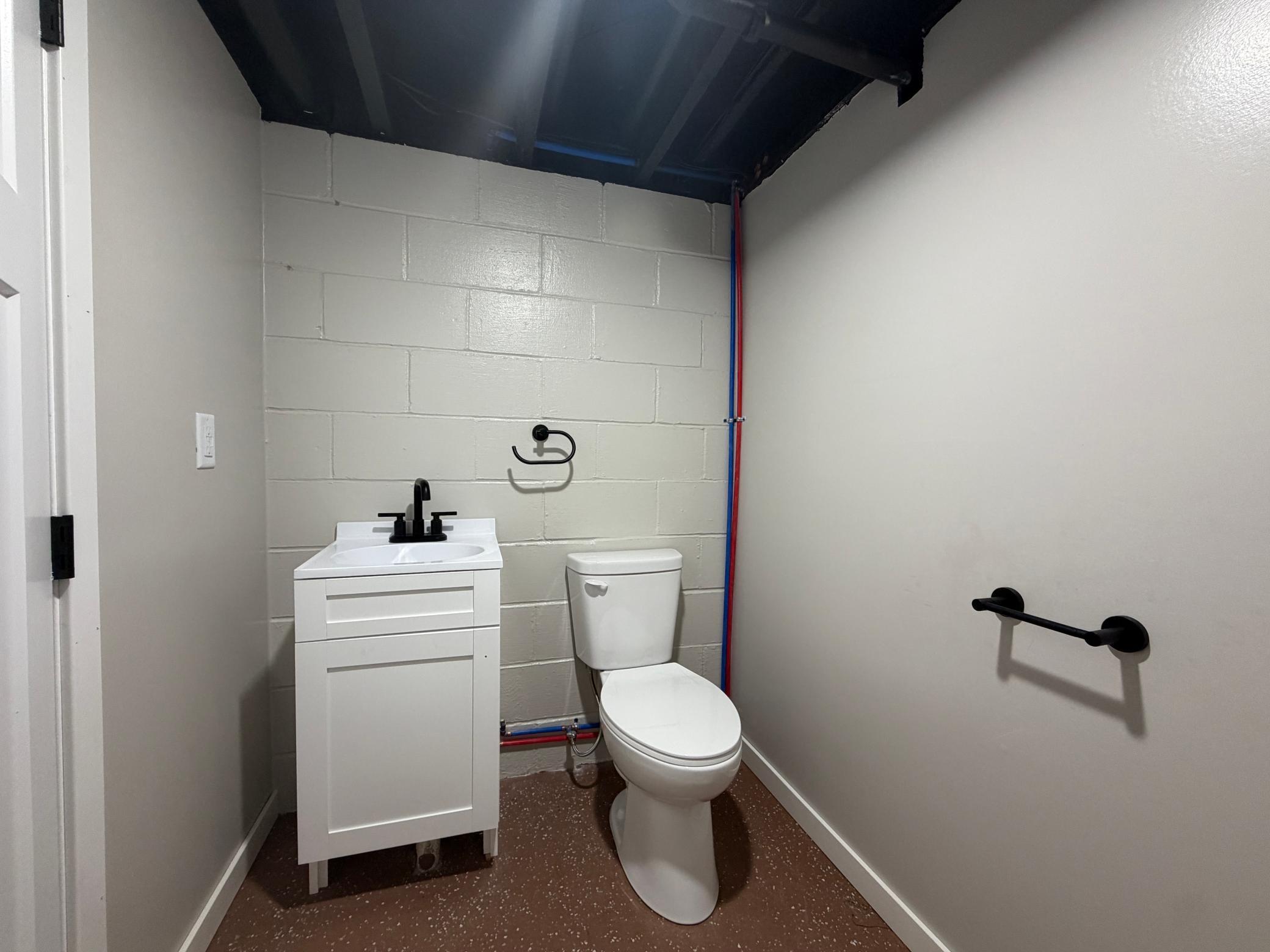 431 8th Street W Property Photo 15