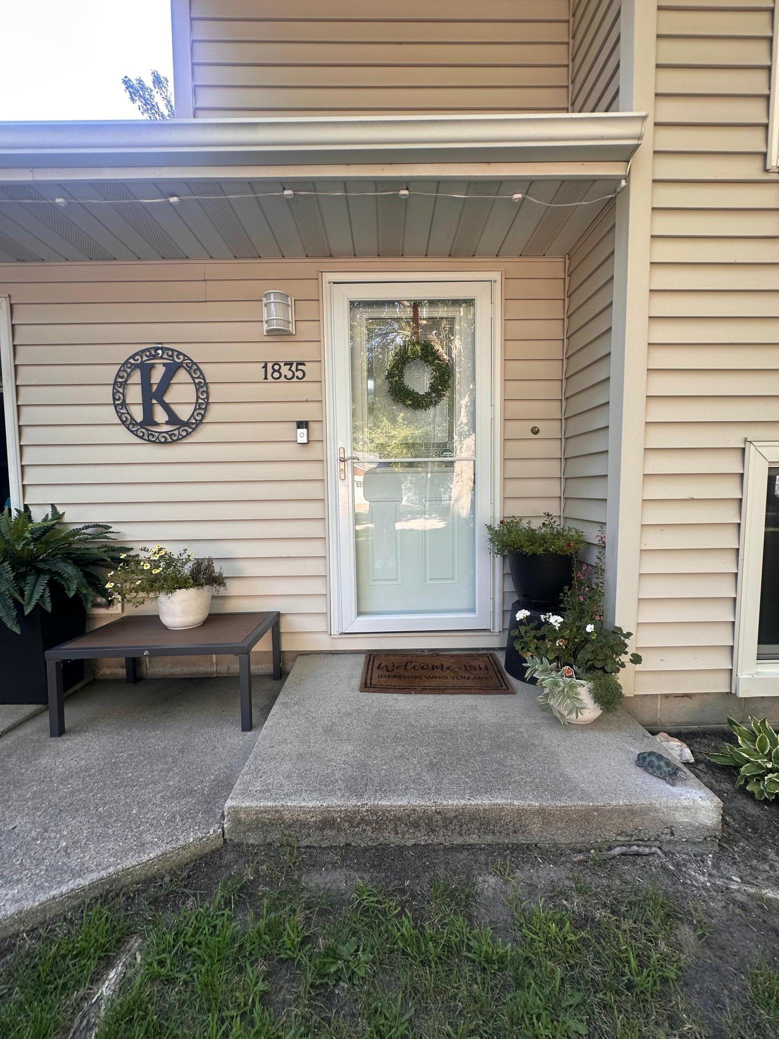 1835 Bayview Drive Property Photo 4