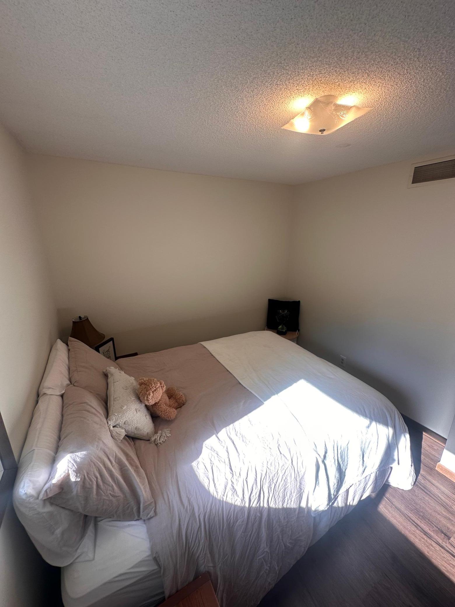 1835 Bayview Drive Property Photo 11