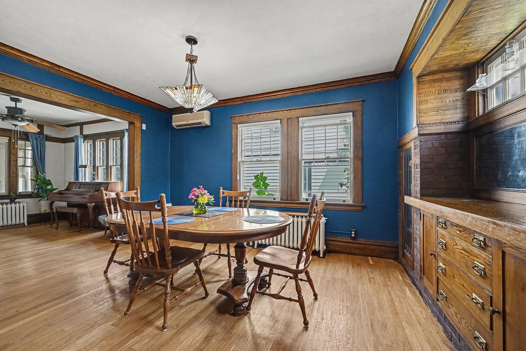1324 Marshall Avenue Property Photo 4