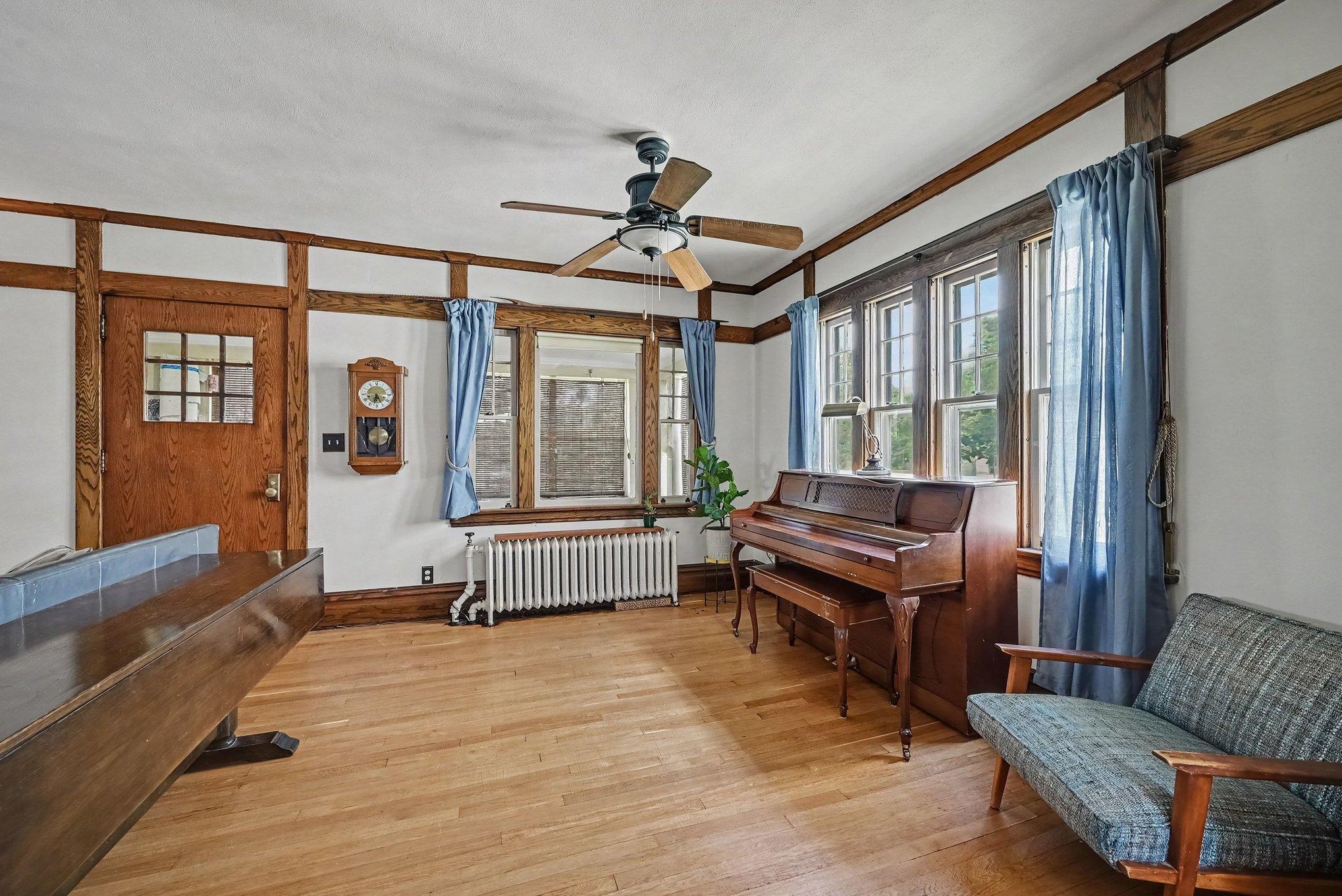1324 Marshall Avenue Property Photo 8