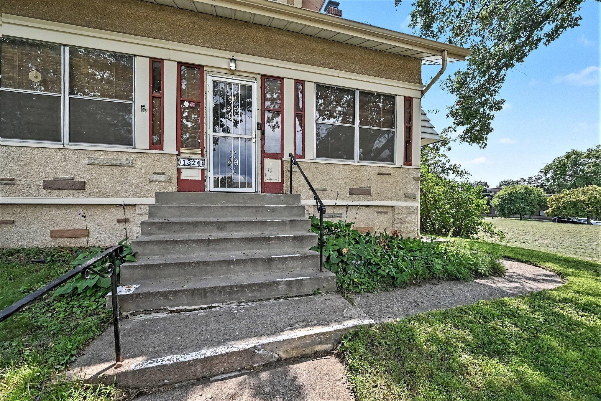1324 Marshall Avenue Property Photo 23