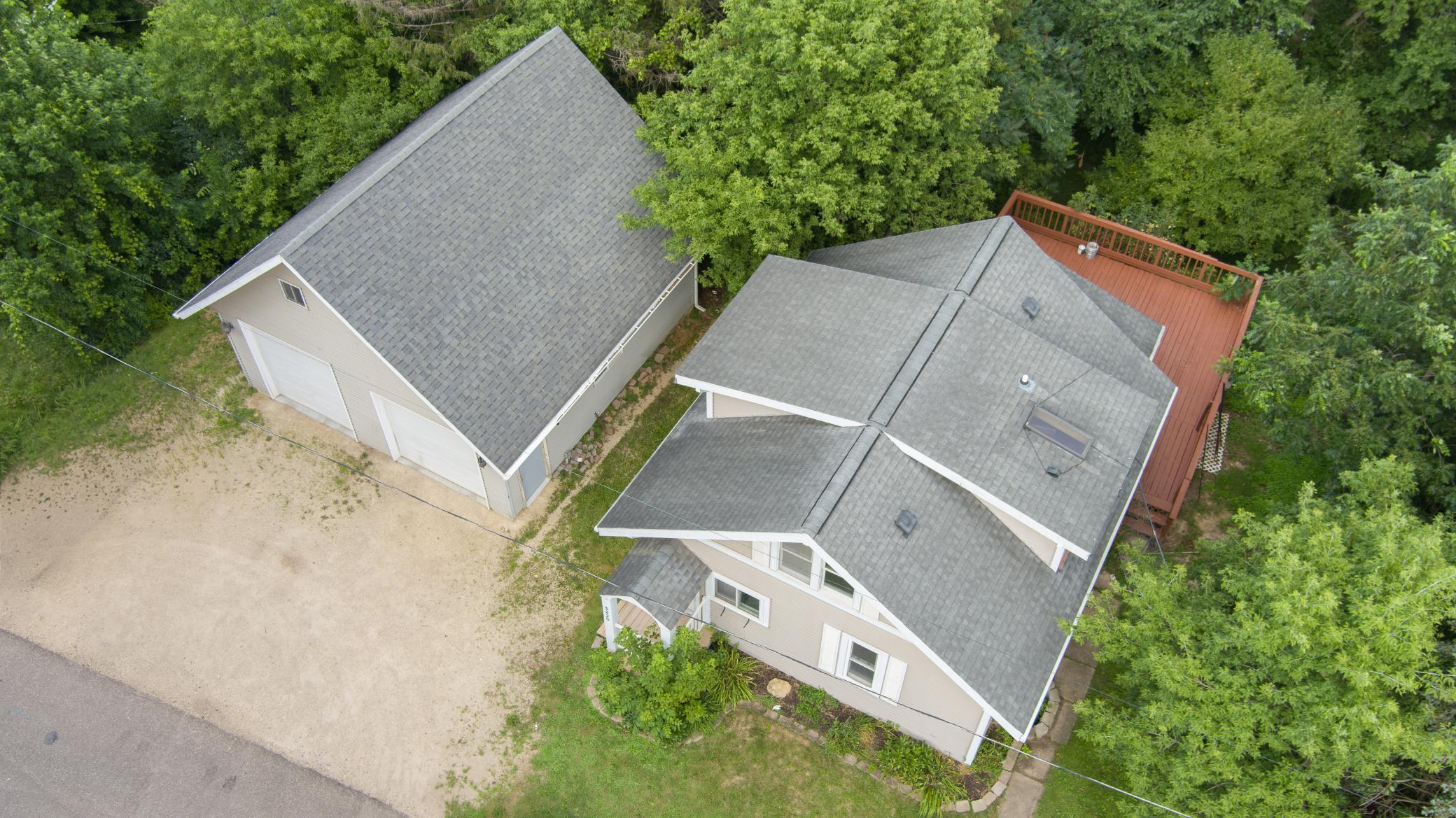 S220 Glade Avenue Property Photo 11