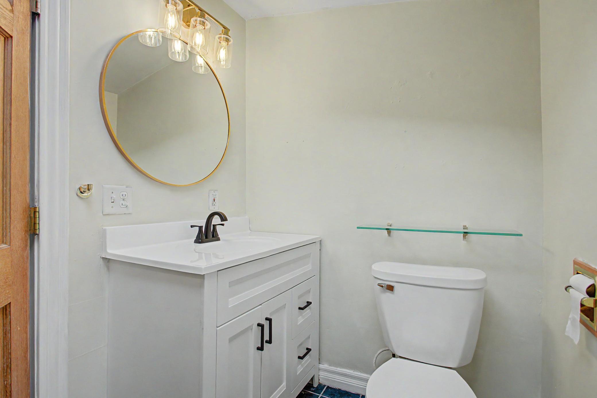 S220 Glade Avenue Property Photo 39