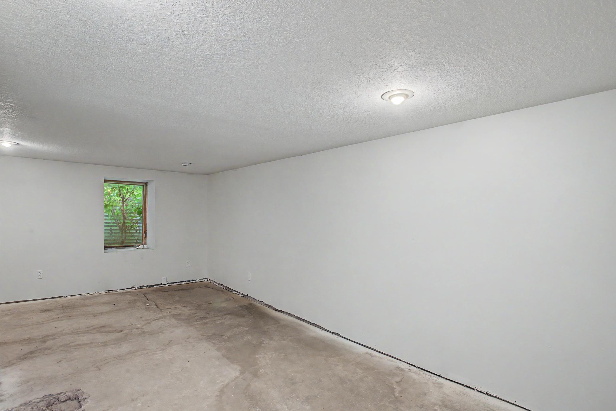 S220 Glade Avenue Property Photo 41