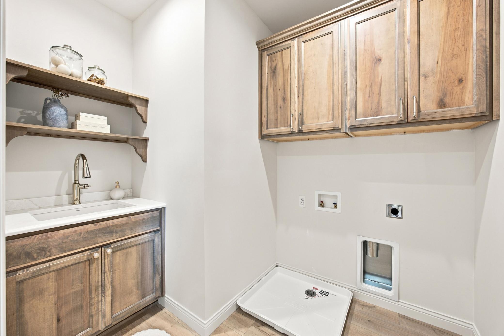8912 Meadowlark Parkway Property Photo 19