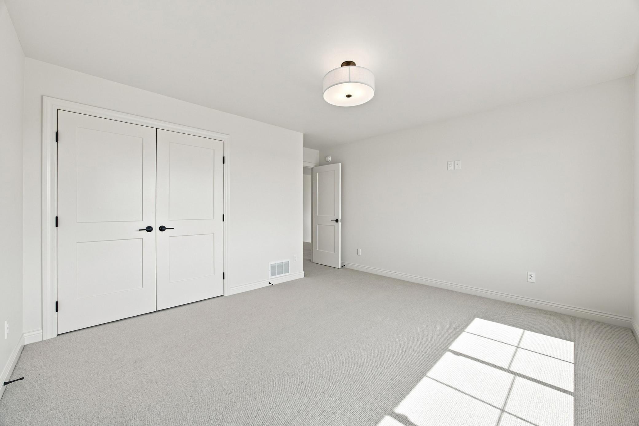 8912 Meadowlark Parkway Property Photo 26
