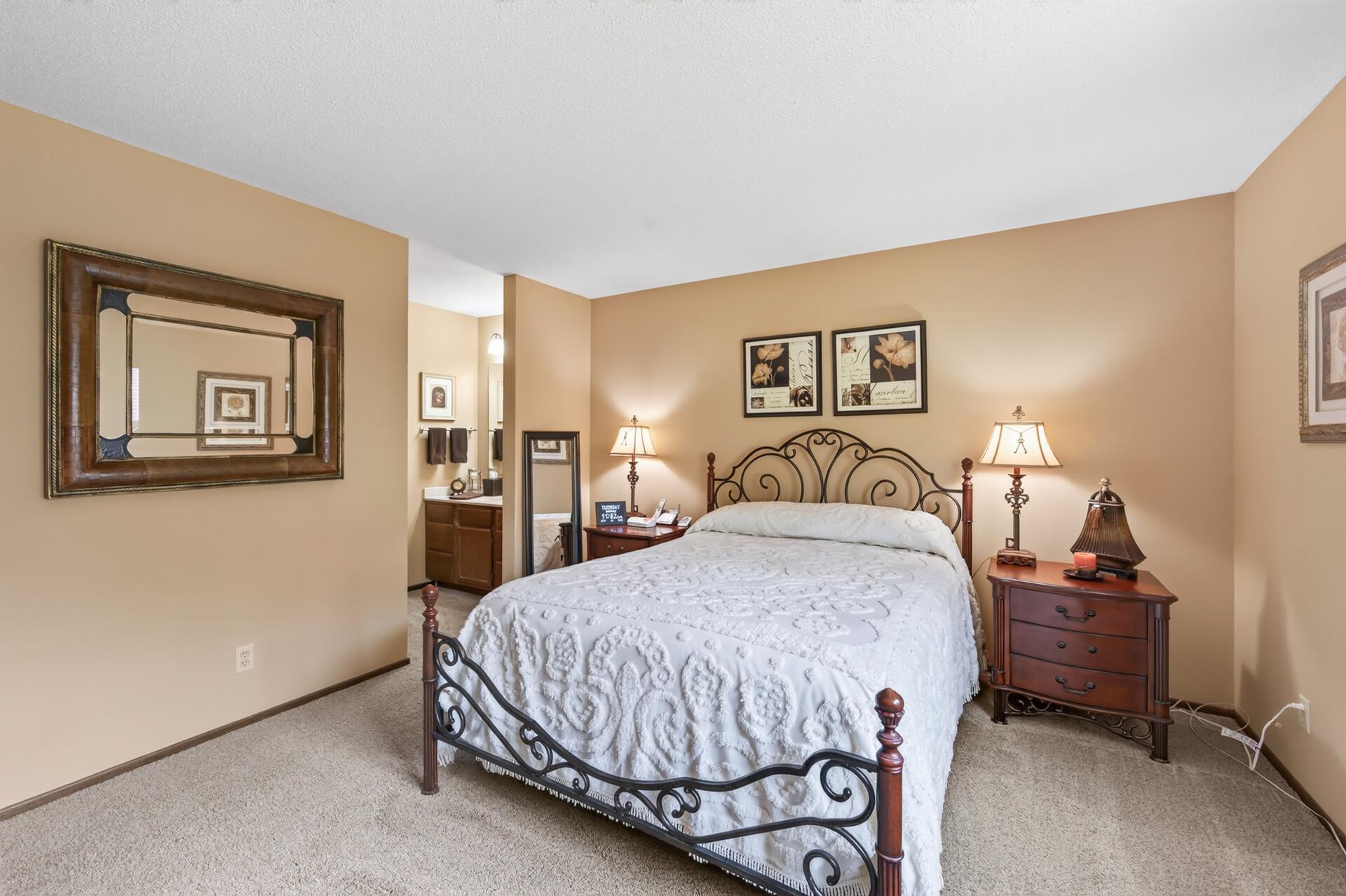 5217 Balmoral Lane Property Photo 17