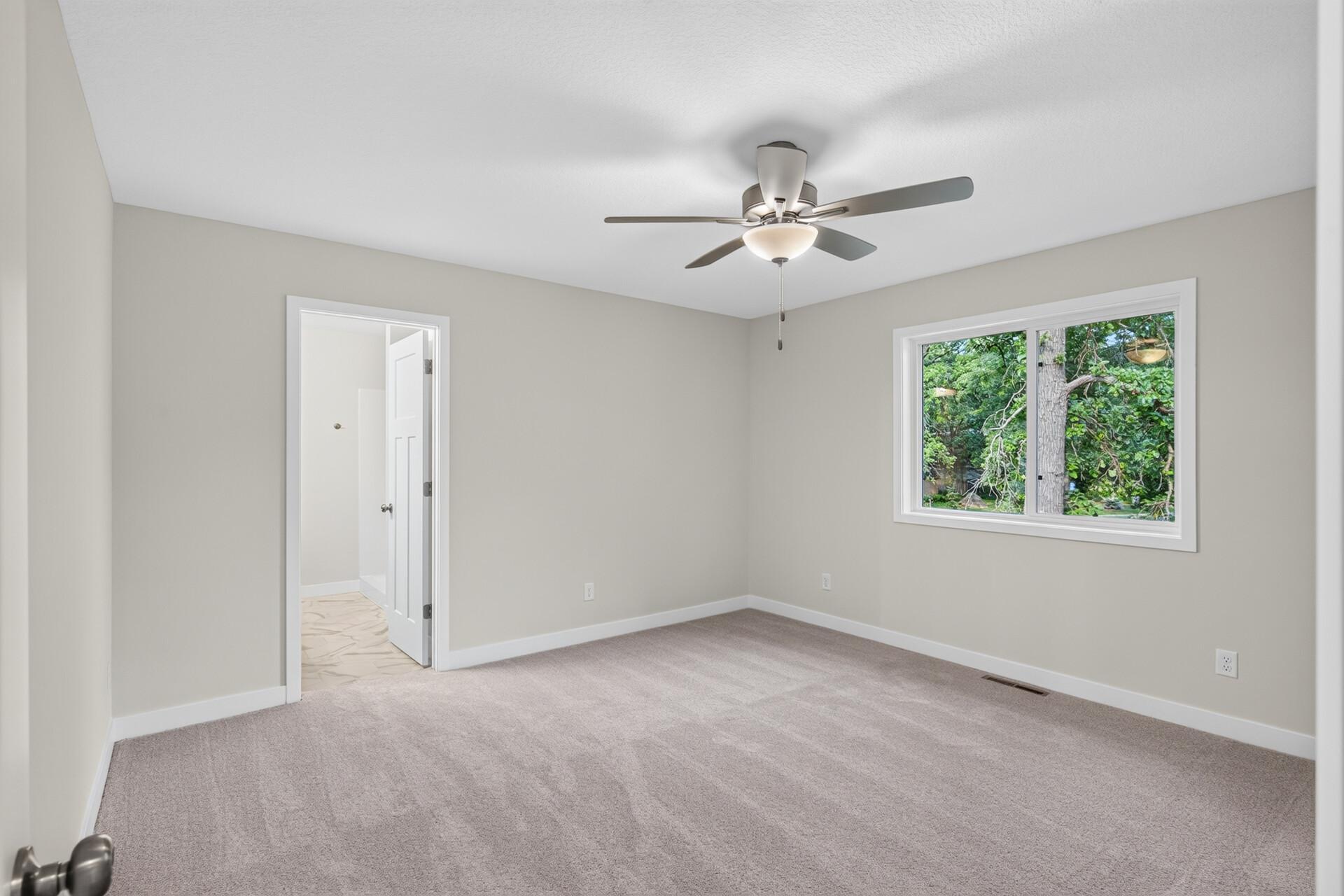5832 Perry Avenue N Property Photo 19