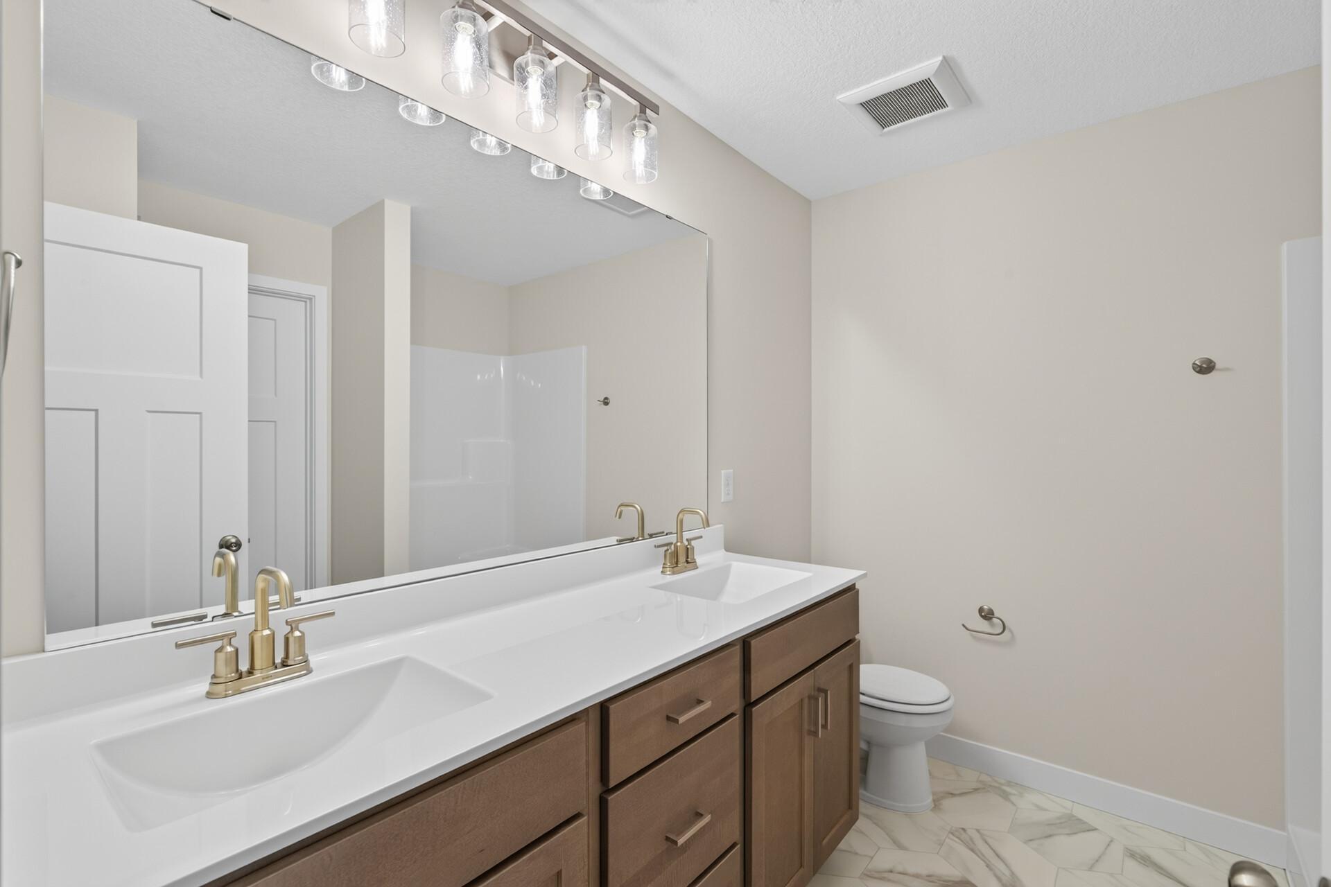 5832 Perry Avenue N Property Photo 20