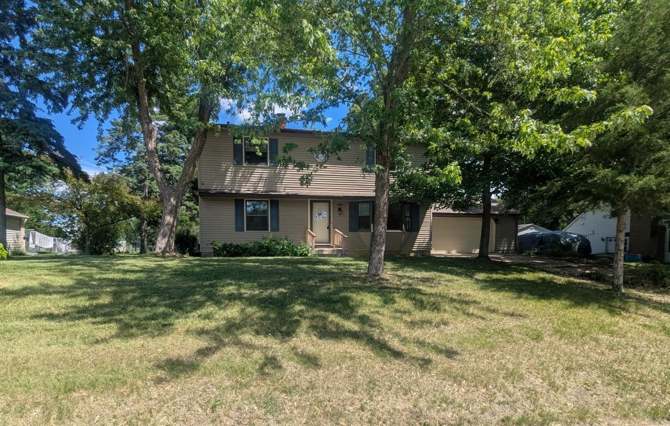 128 Knut Street Property Photo 1