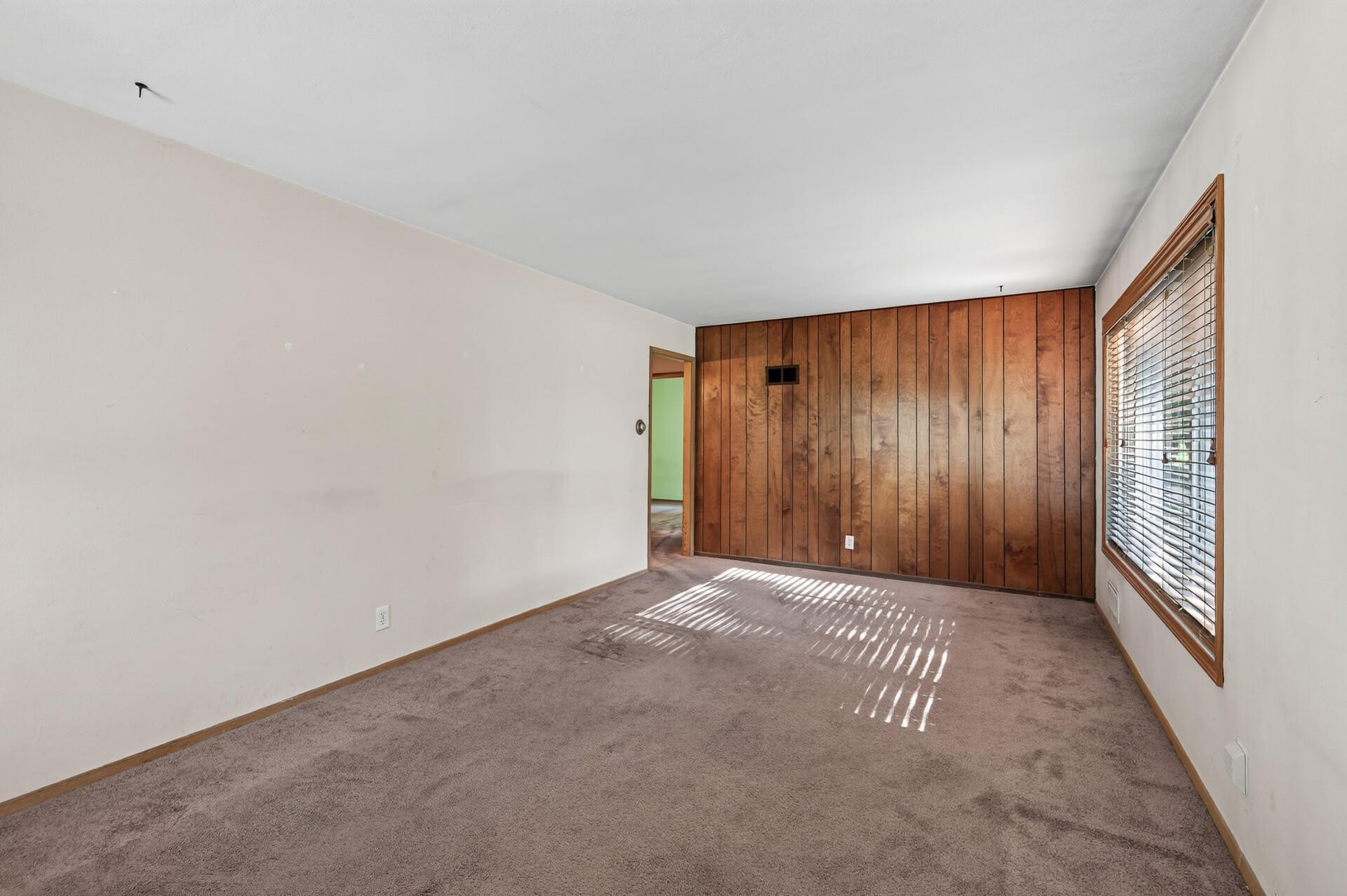 2909 Pascal Street Property Photo 3
