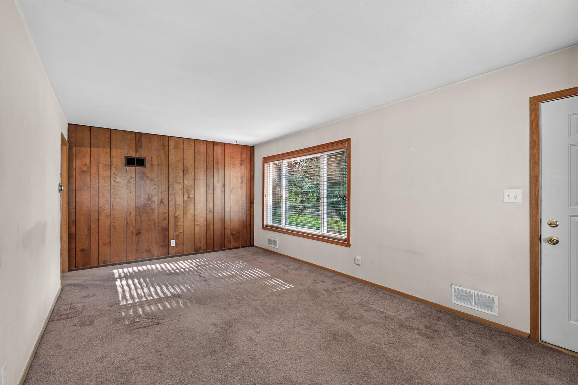 2909 Pascal Street Property Photo 4