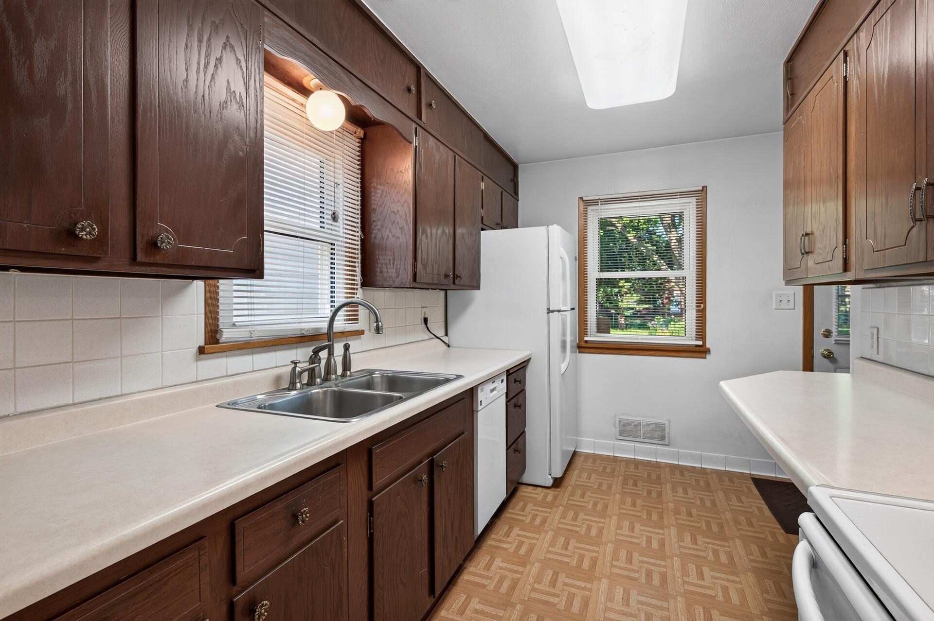 2909 Pascal Street Property Photo 11