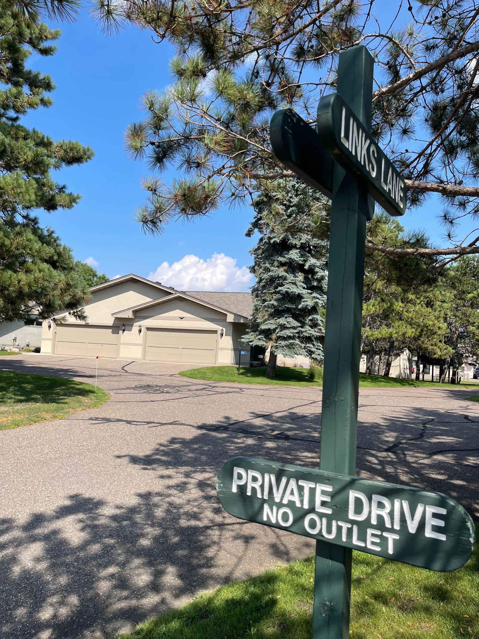 14686 Par Drive Property Photo 2