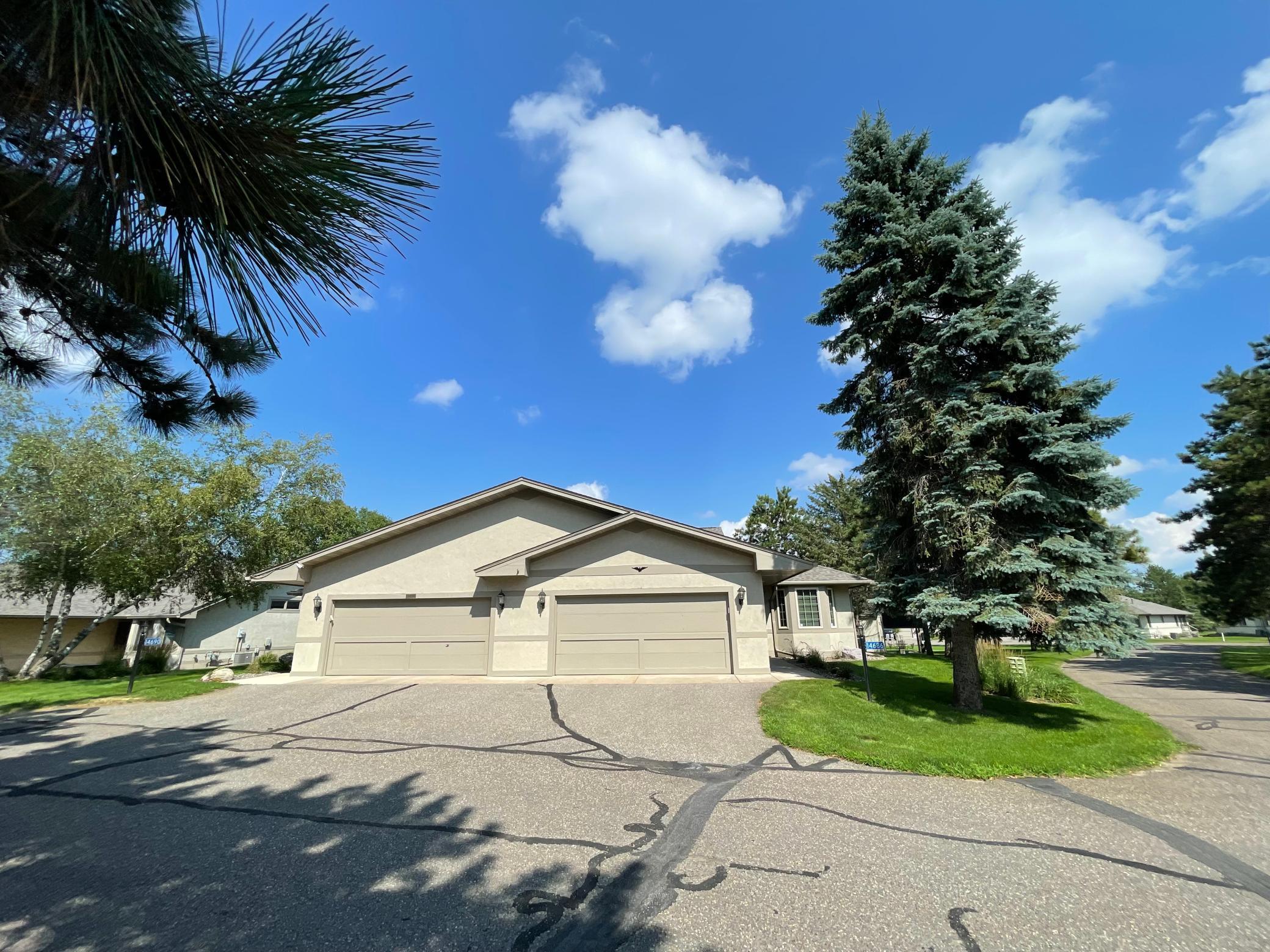 14686 Par Drive Property Photo 3