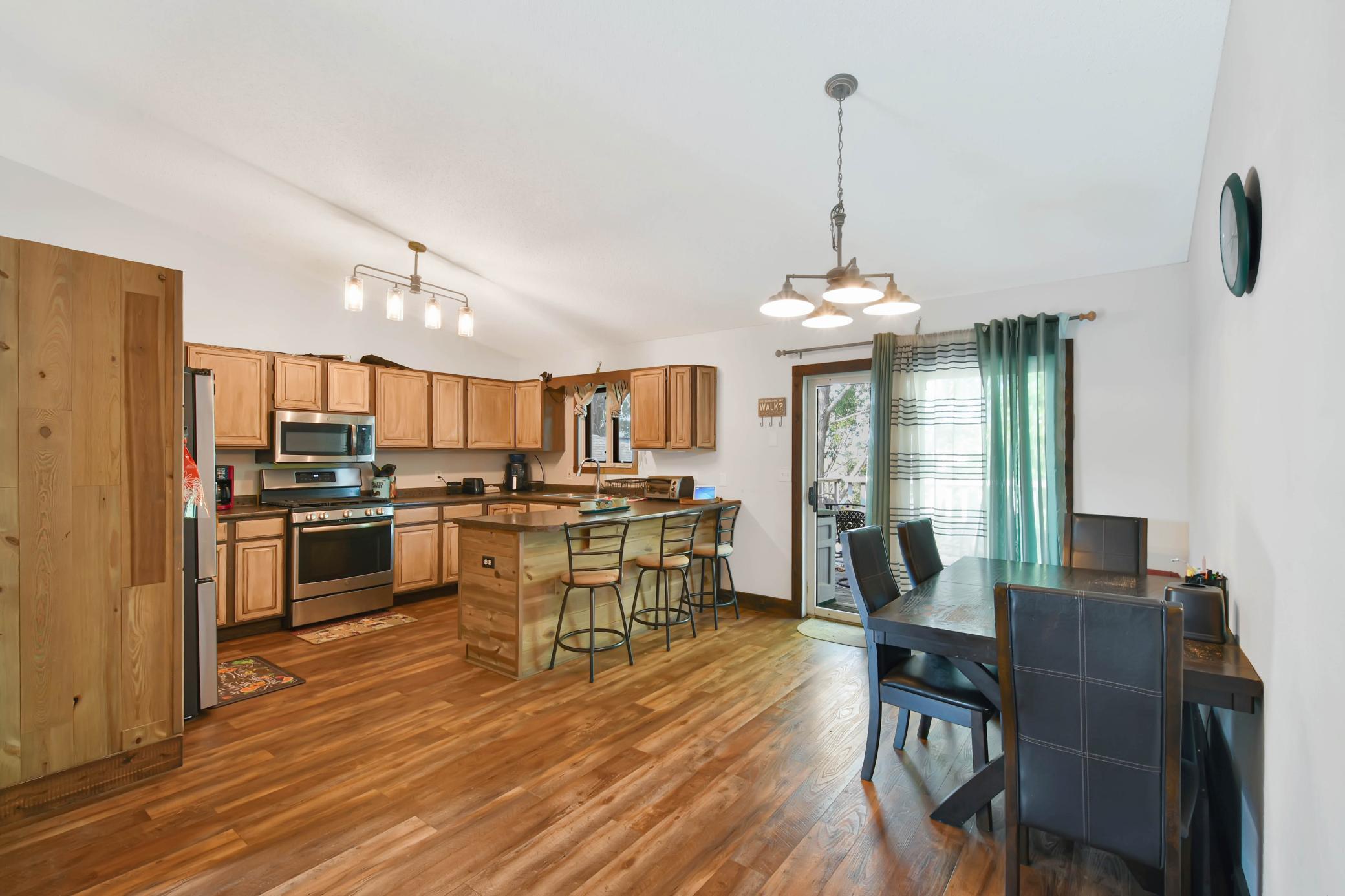 1849 29th Street Circle S Property Photo 7