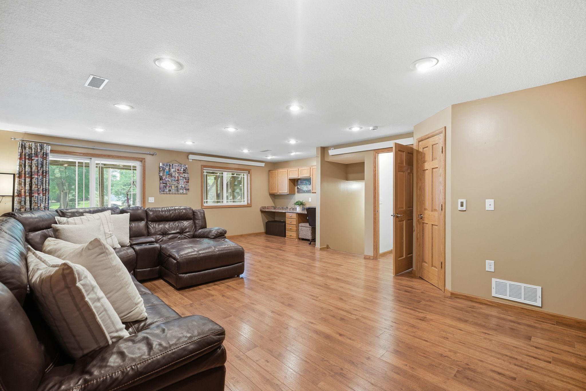 10444 Karston Circle Property Photo 37